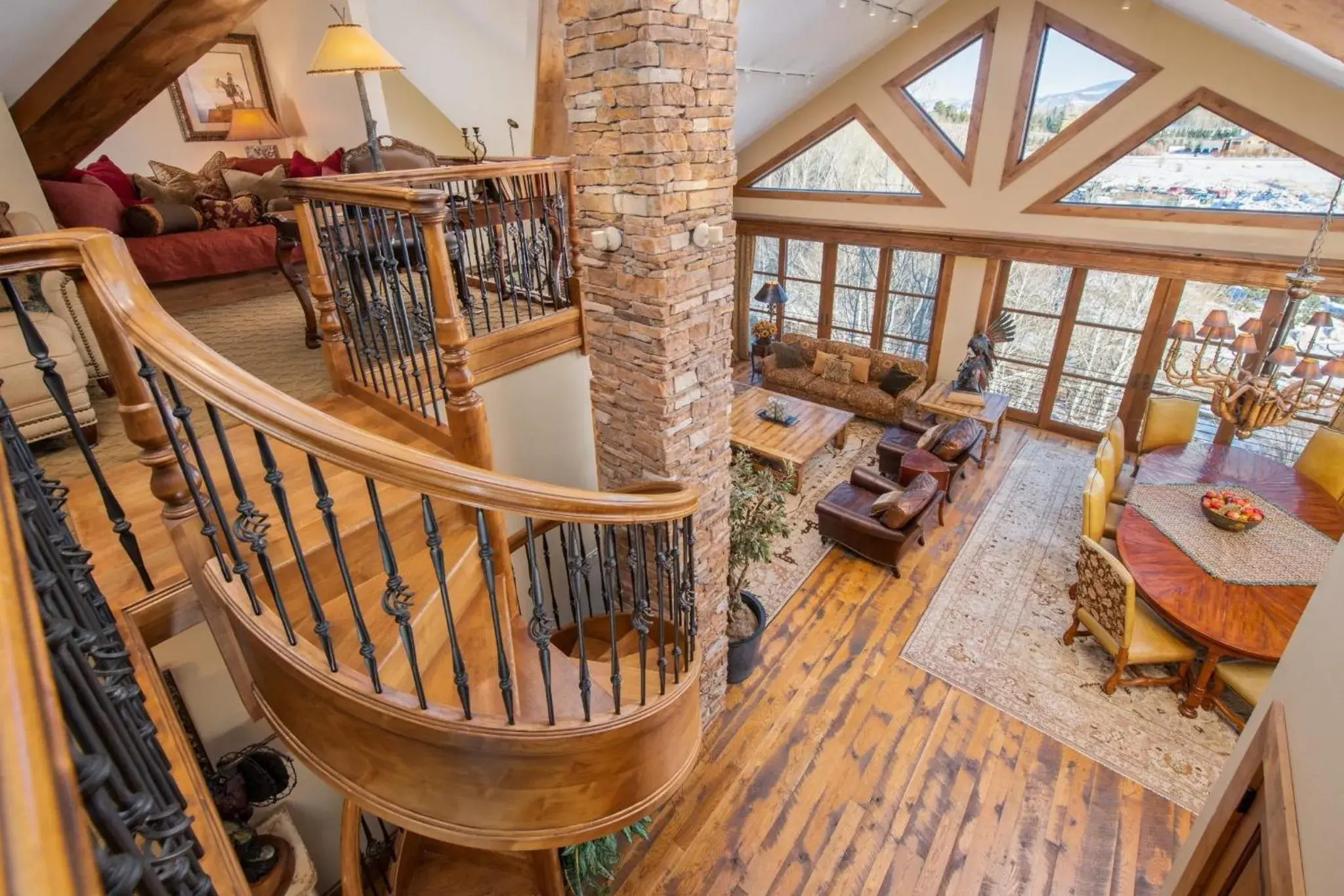 Living room in Snake River Lodge Living room in Snake River Lodge