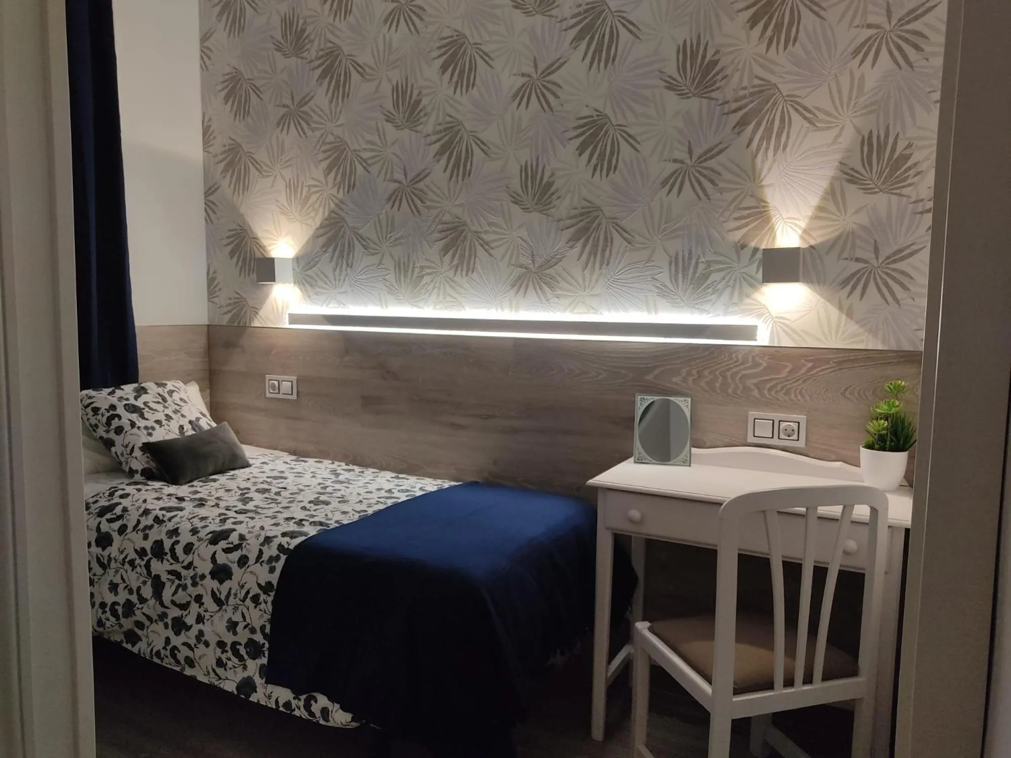 Bed in Hostal Alfaro