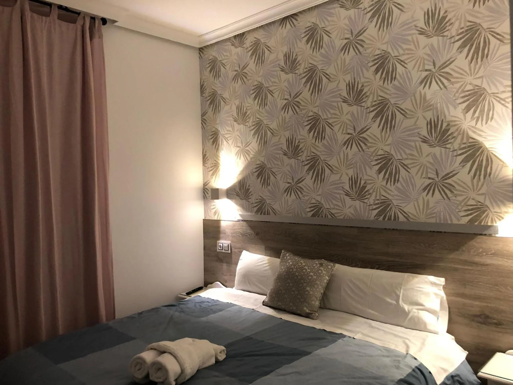 Bed in Hostal Alfaro