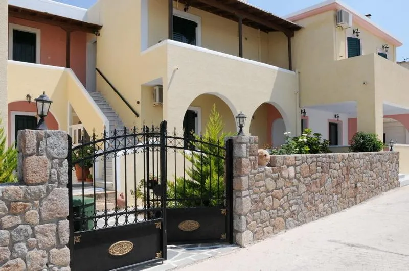 Facade/entrance in Alvi Studios
