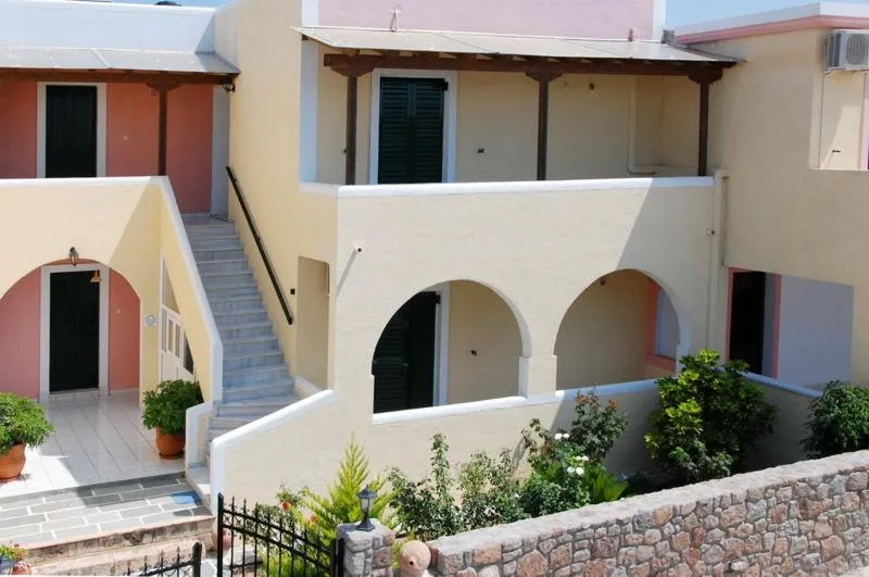 Facade/entrance in Alvi Studios