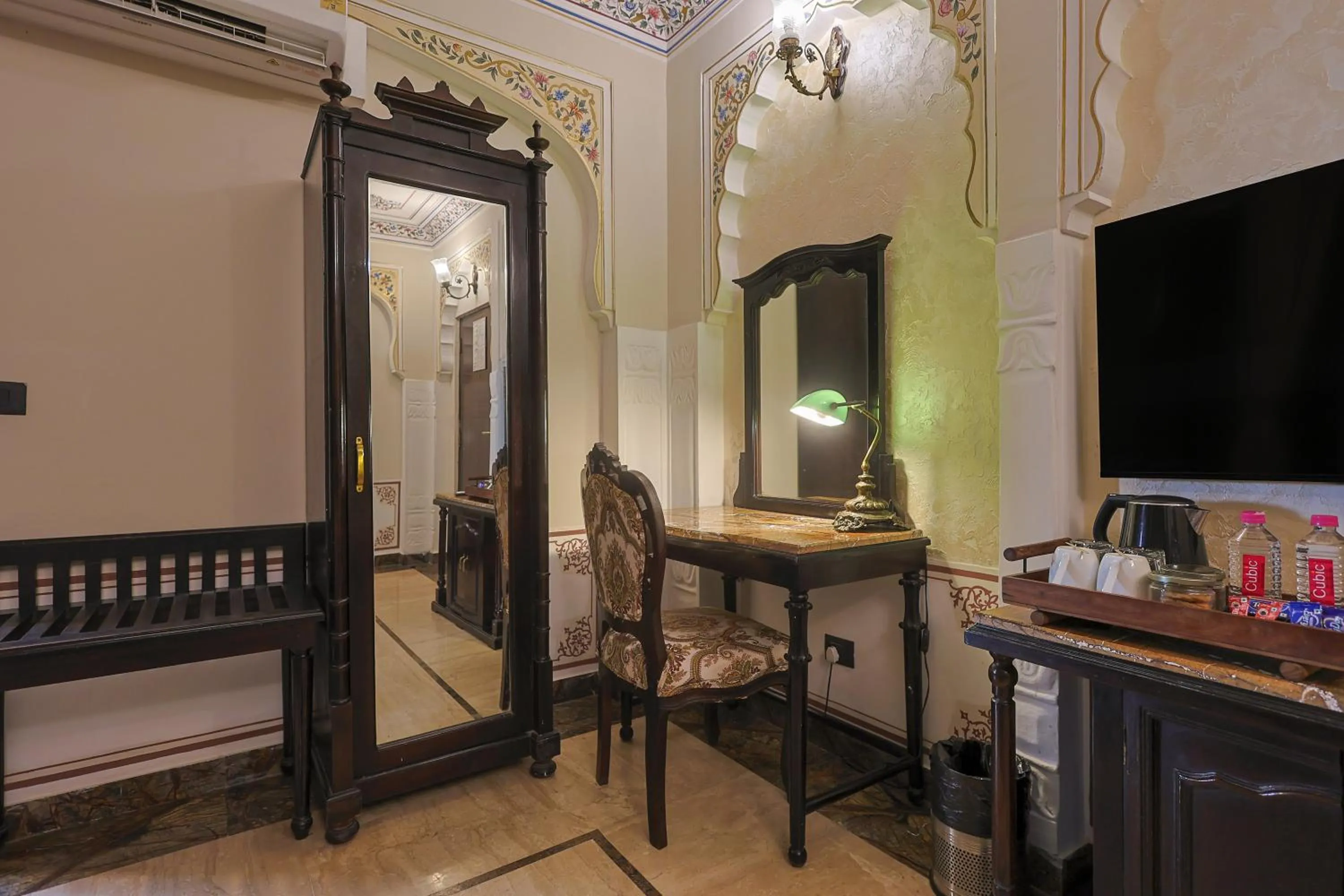 hair dresser in WelcomHeritage Traditional Haveli