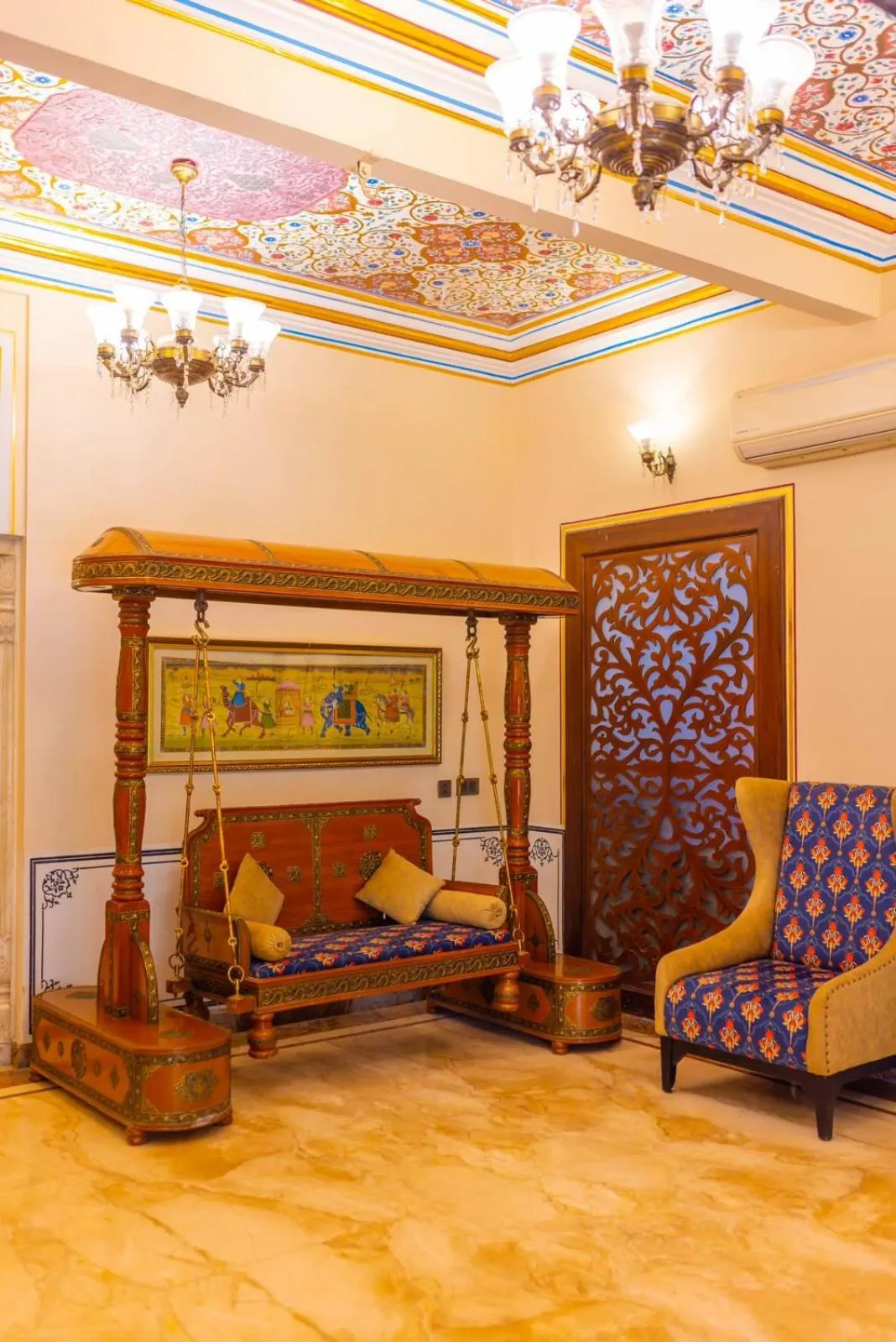 Lobby or reception in WelcomHeritage Traditional Haveli