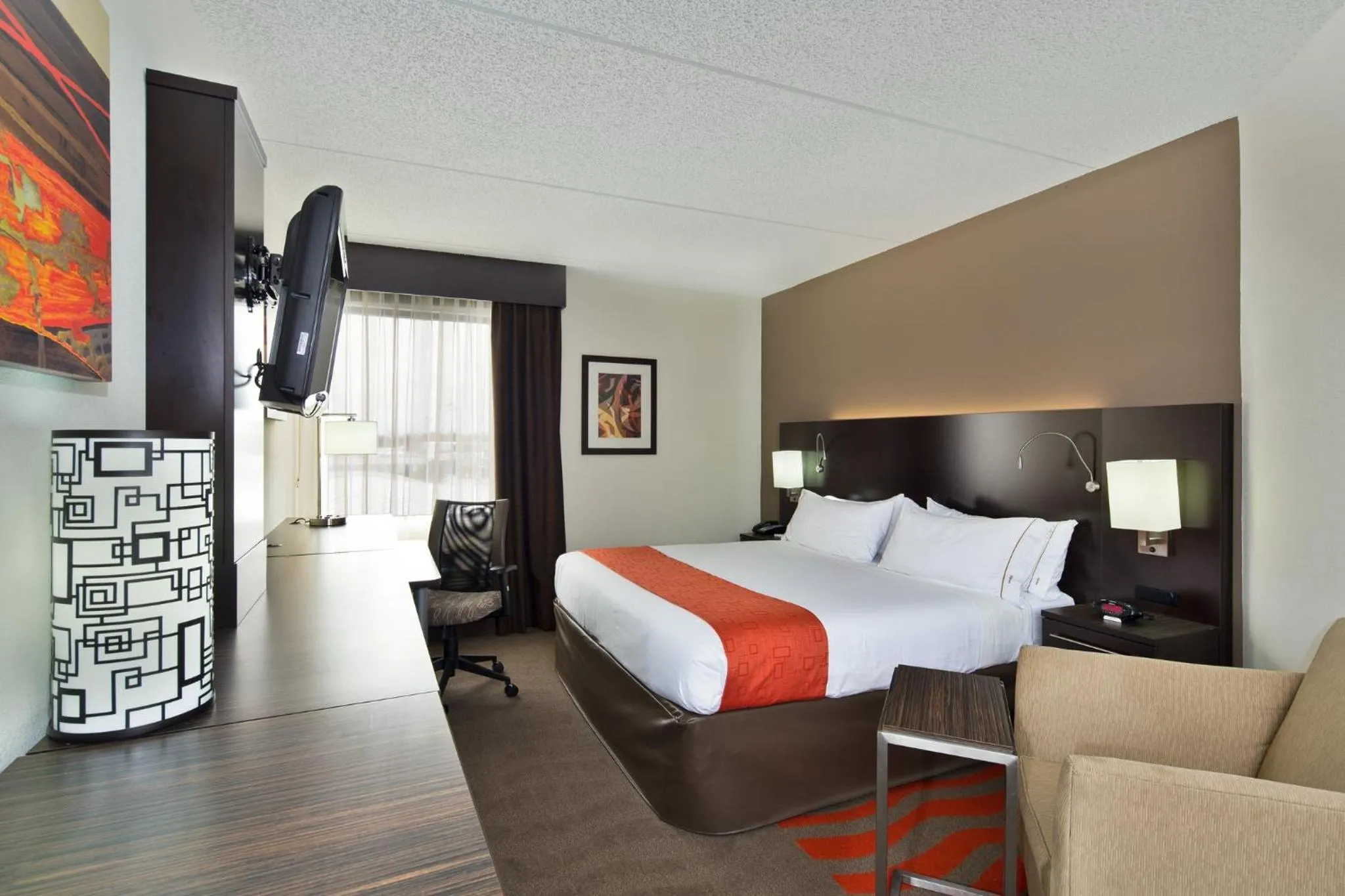 Photo of the whole room, Bed in Holiday Inn Express Harrisburg I-81 - Hershey By IHG