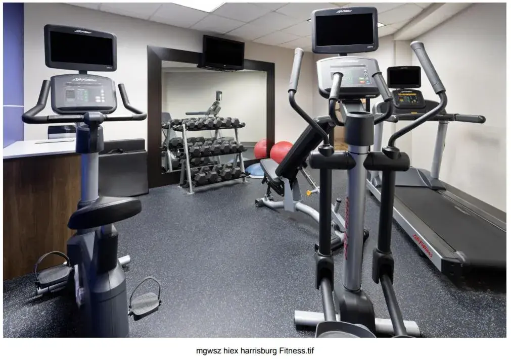 Standard King Room in Holiday Inn Express Harrisburg I-81 - Hershey By IHG Standard King Room in Holiday Inn Express Harrisburg I-81 - Hershey By IHG