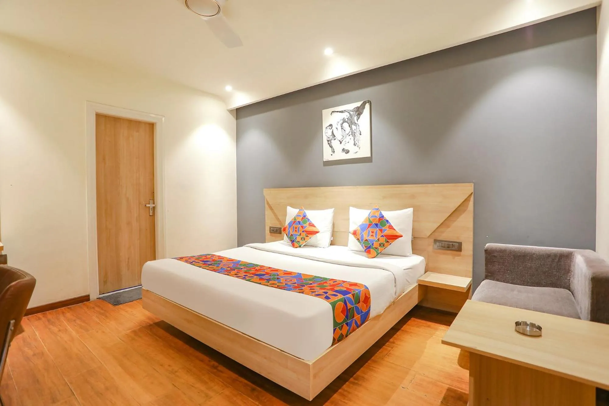 FabHotel JHS Studio