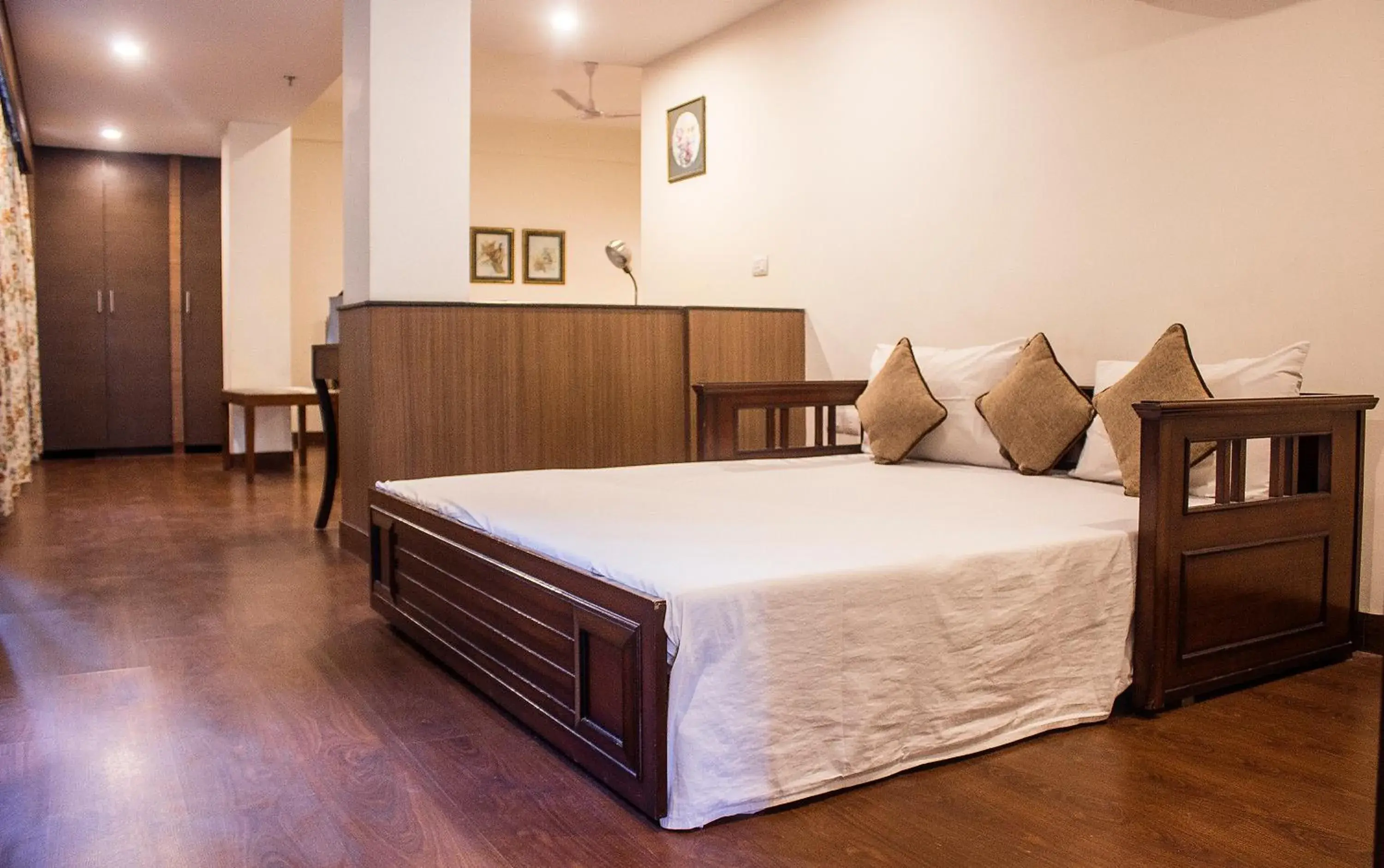 Bed in Savoy Greens Jabli Bed in Savoy Greens Jabli