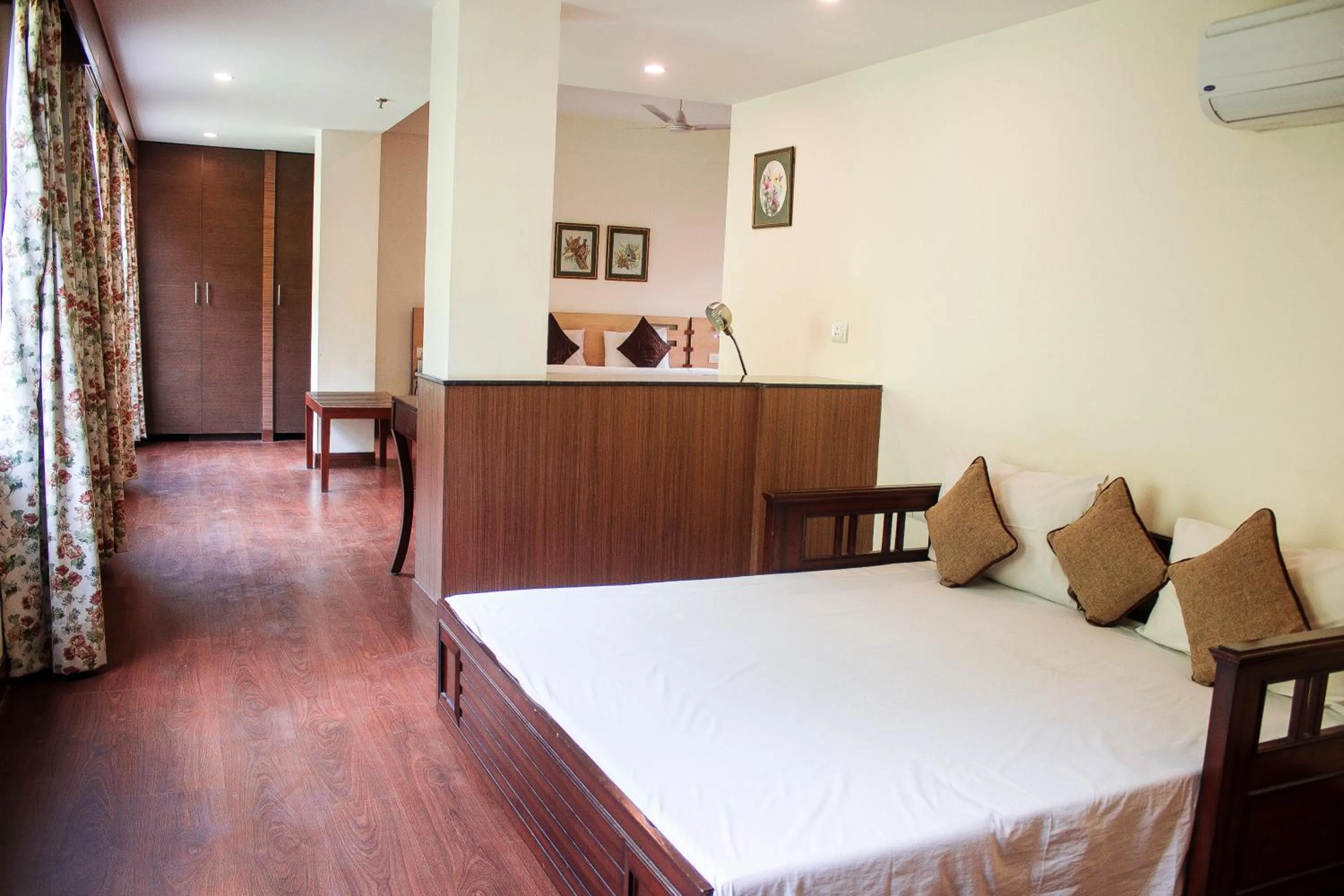 Bed in Savoy Greens Jabli