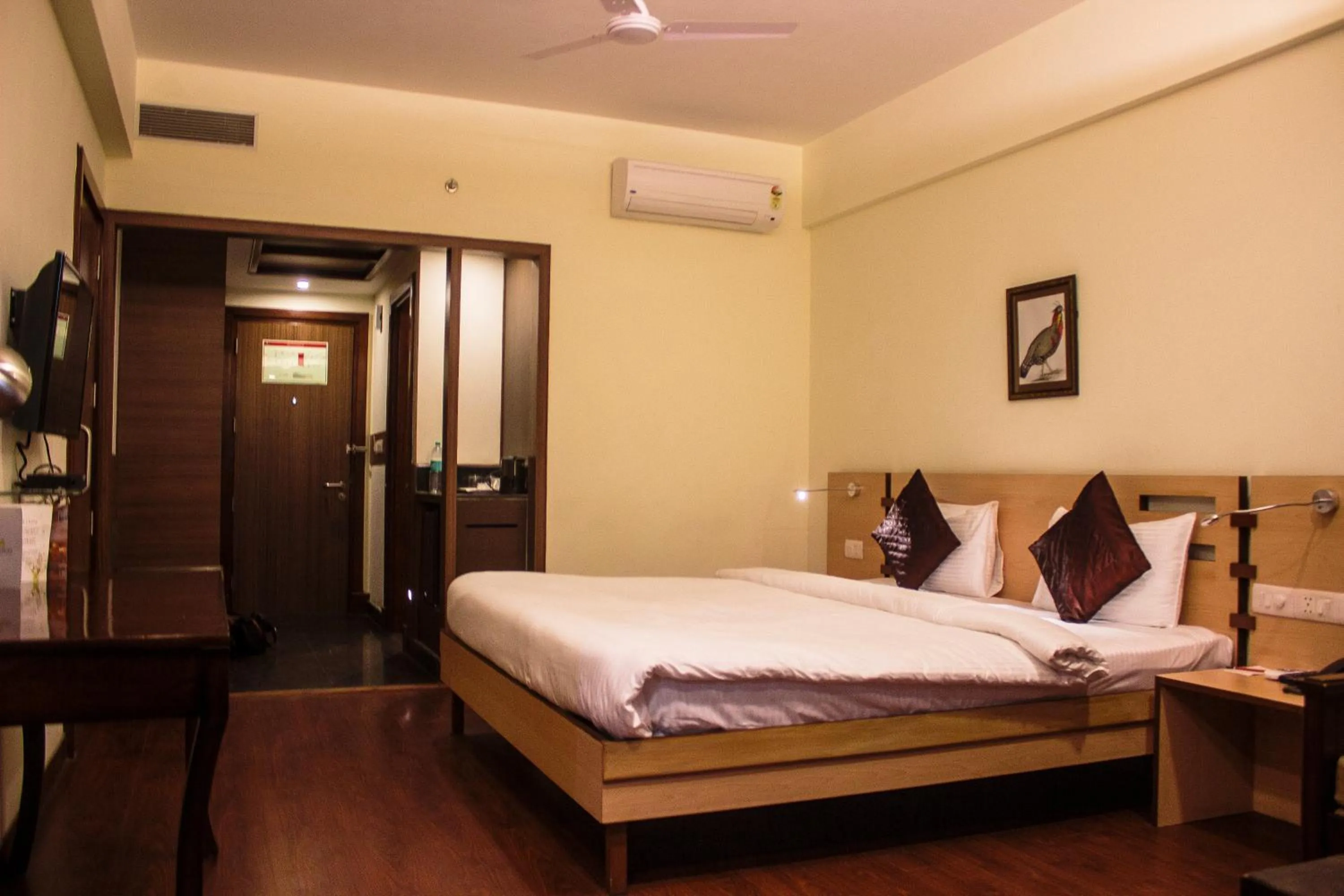 Bed in Savoy Greens Jabli