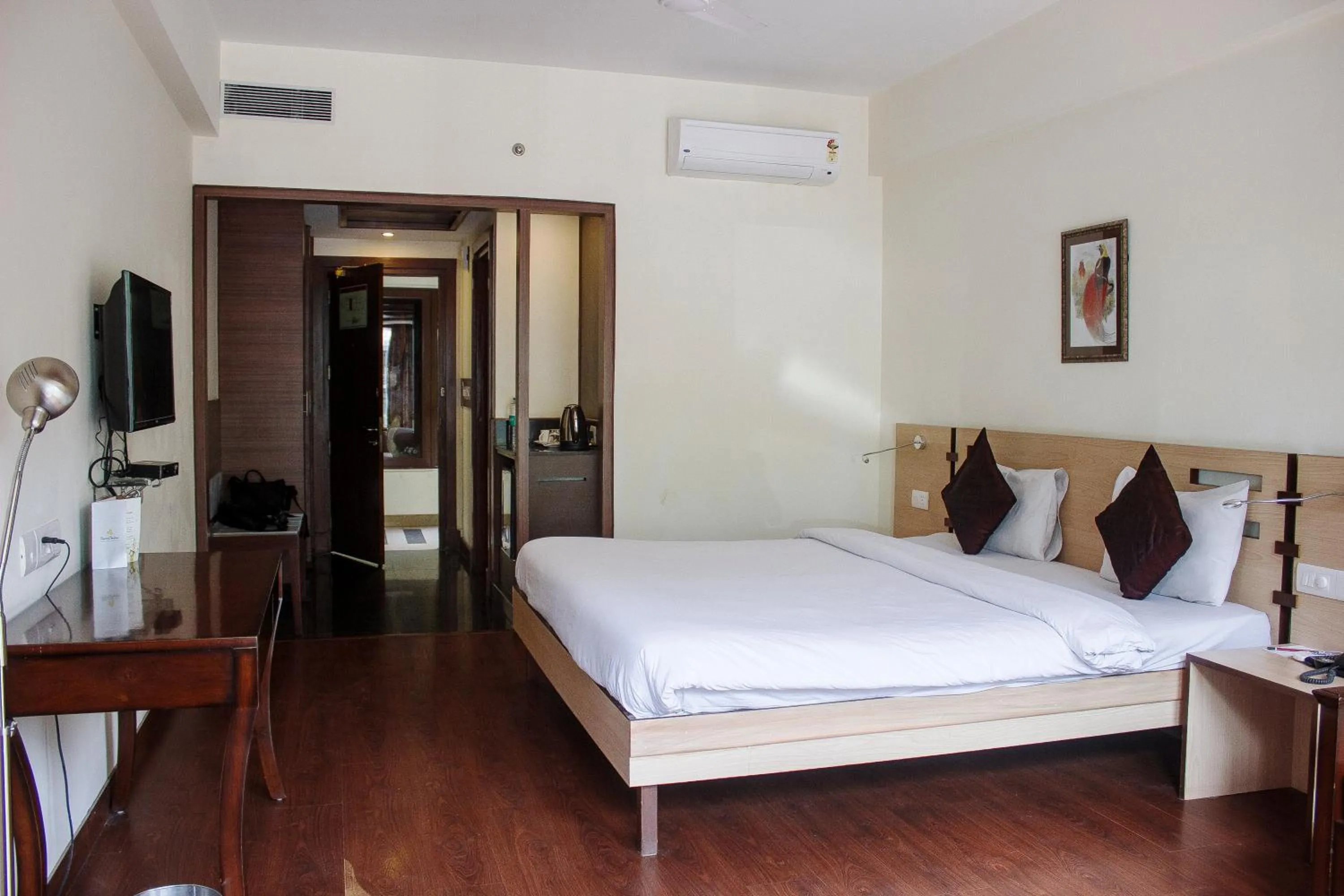 Bed in Savoy Greens Jabli