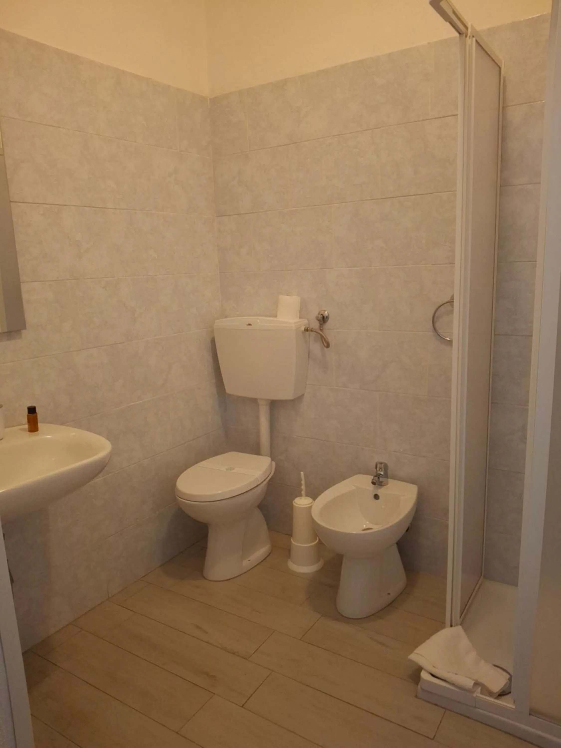 bidet in Hotel Soleo