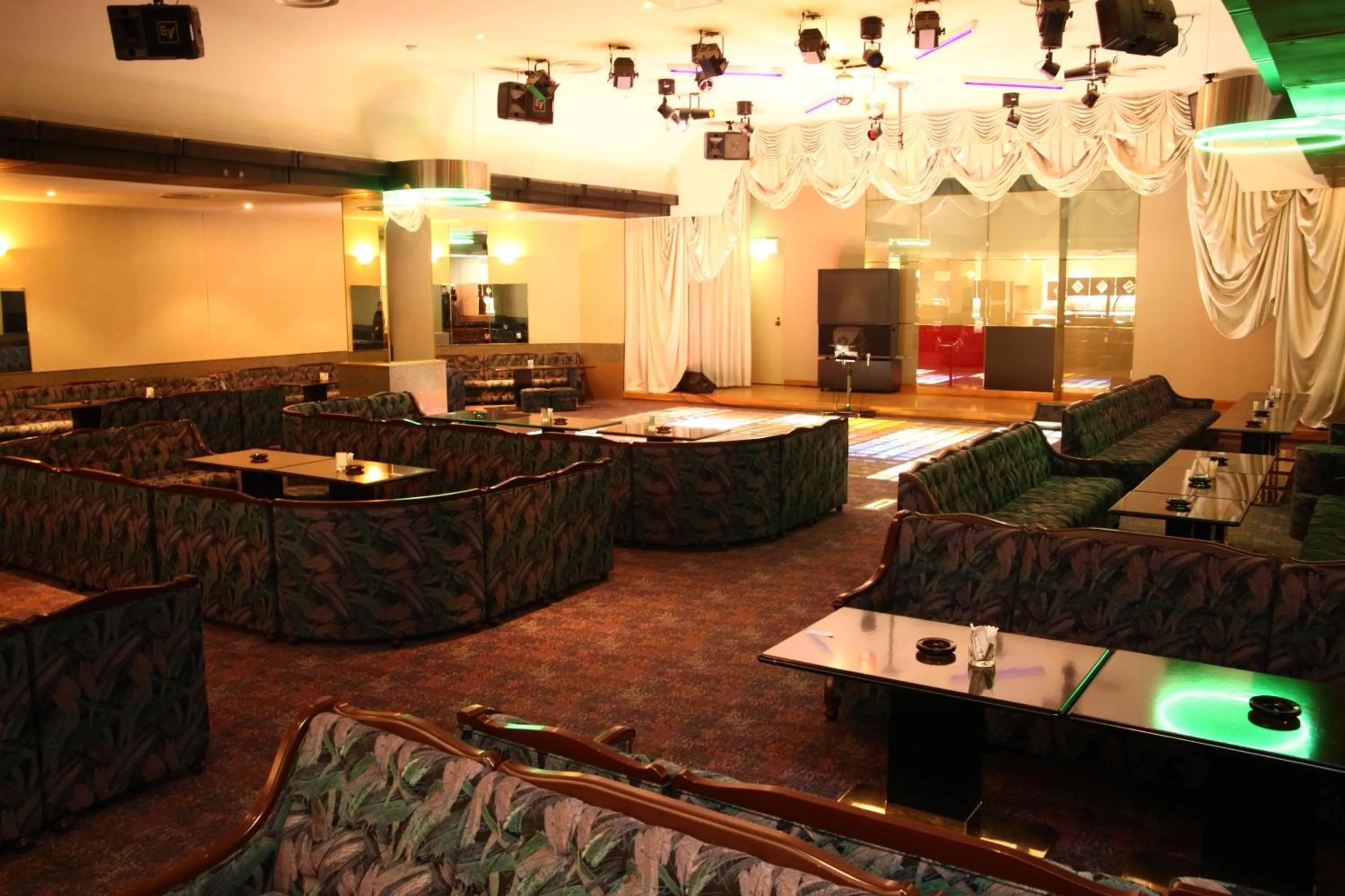 Karaoke in Hotel Towadaso