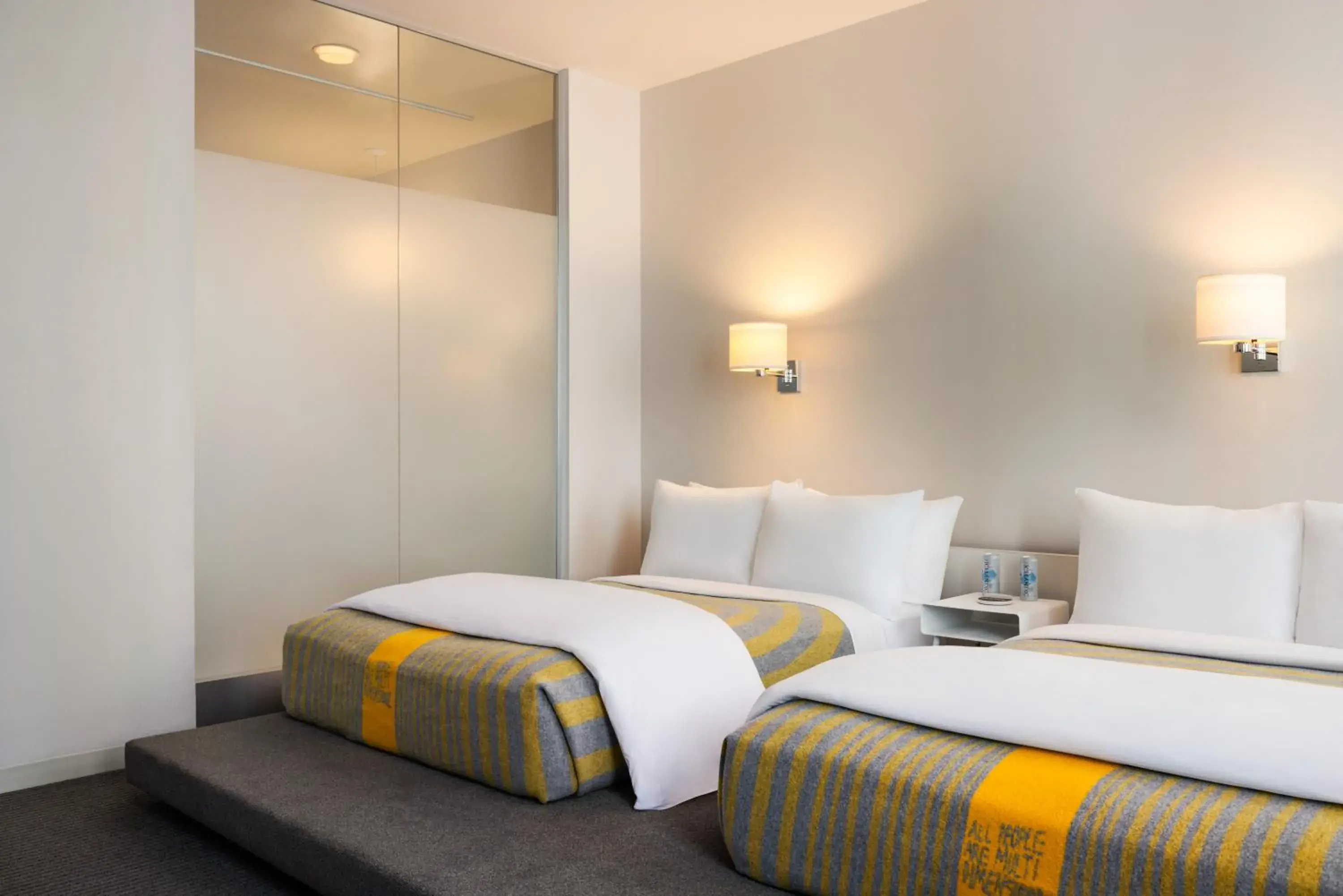 Bedroom, Bed in The Delphi Downtown LA Bedroom, Bed in The Delphi Downtown LA