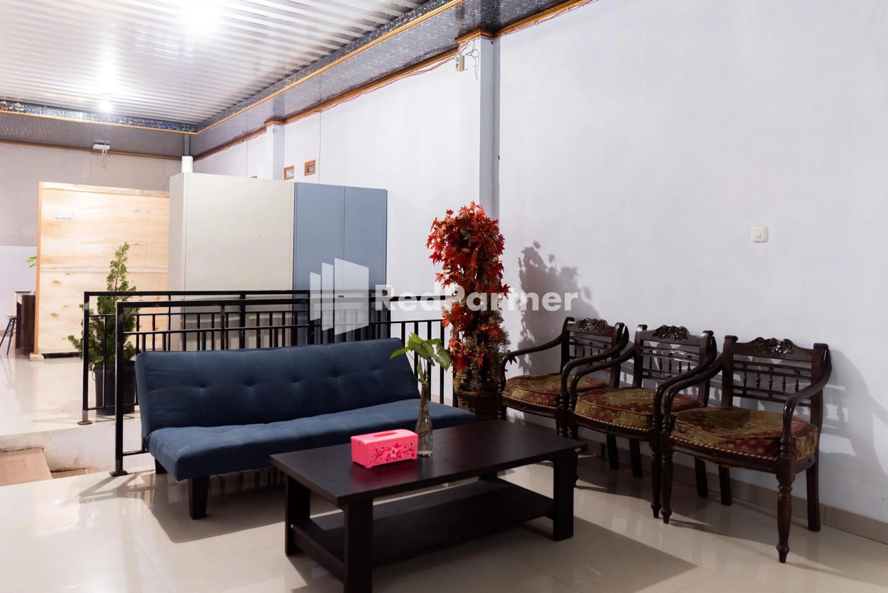 Seating Area in ITR Homestay RedPartner