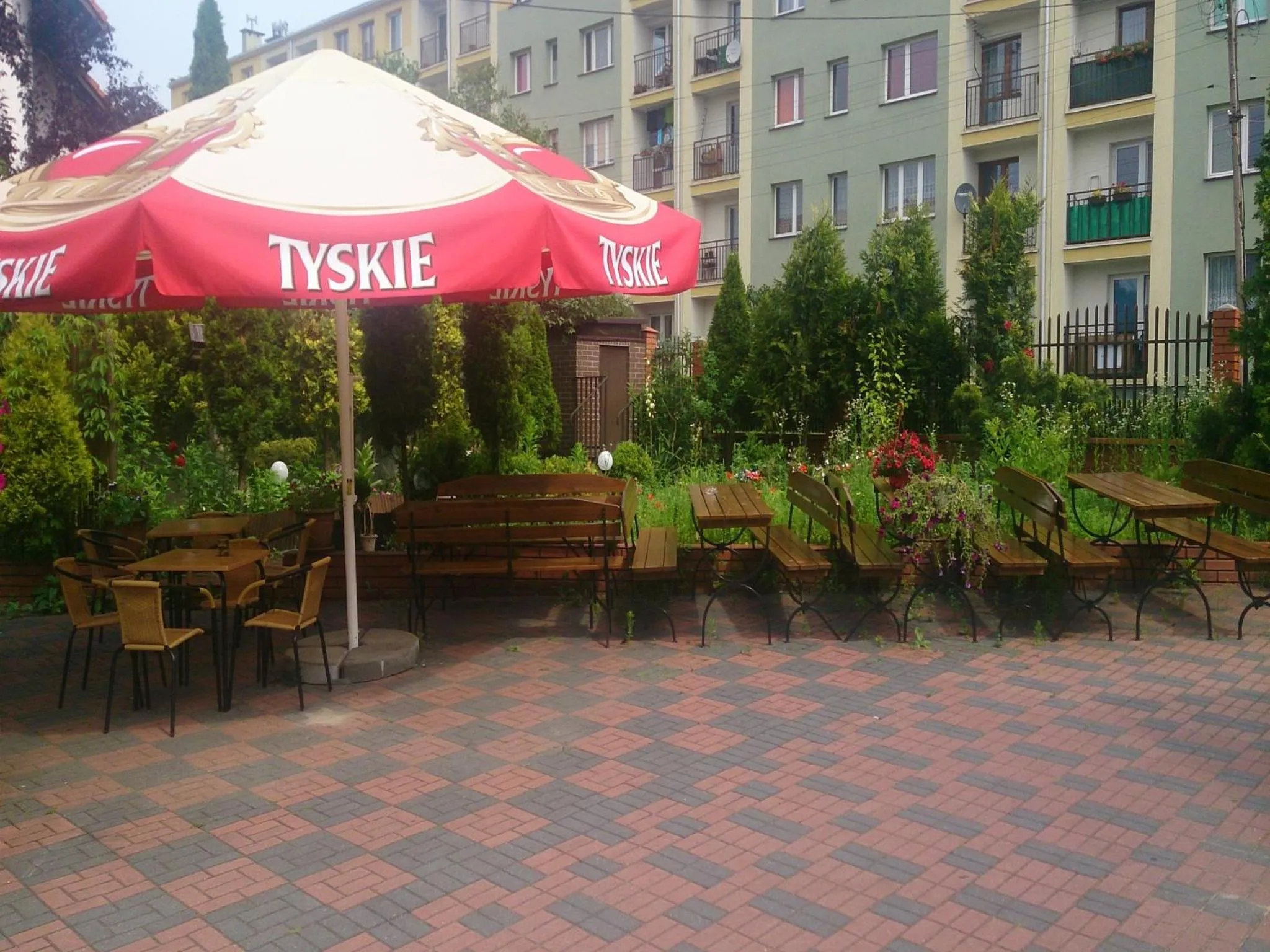 Area and facilities in BLACK JACK "Będzin"