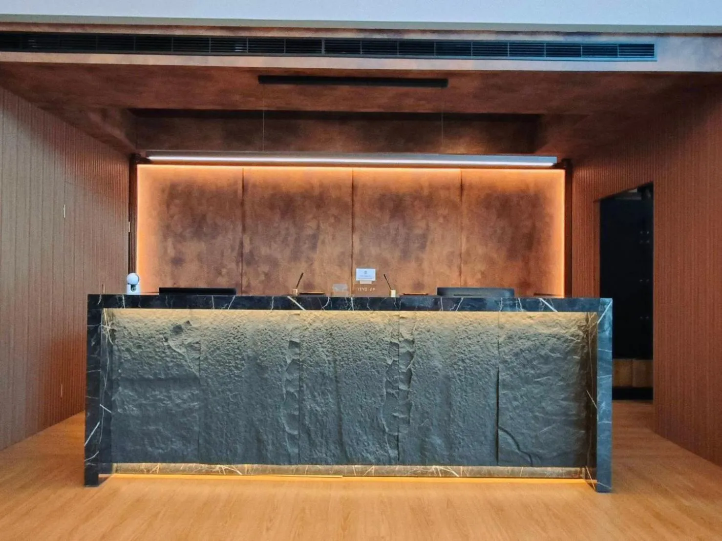 Lobby or reception in Well Garden Hotel