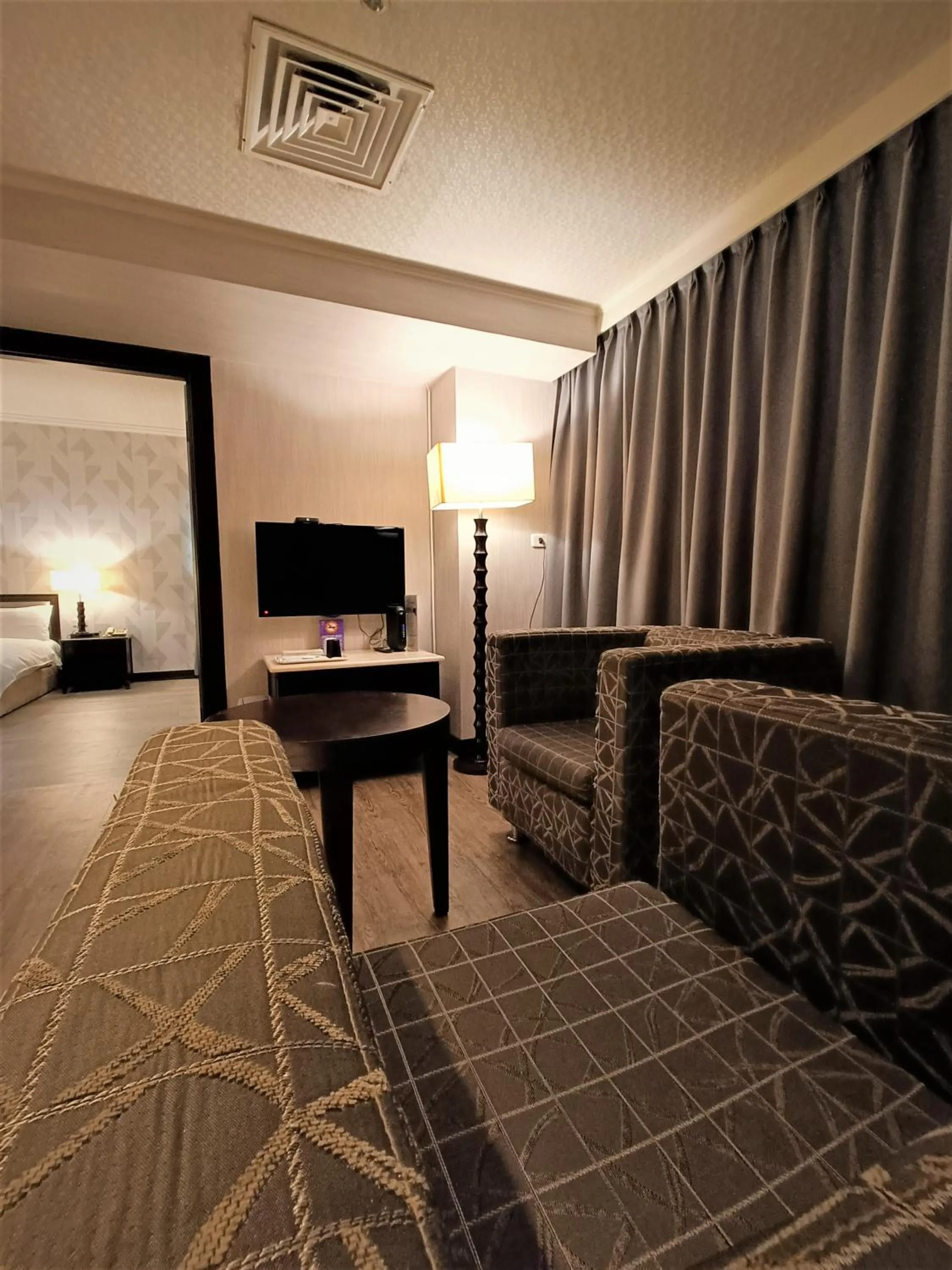 Living room in Well Garden Hotel