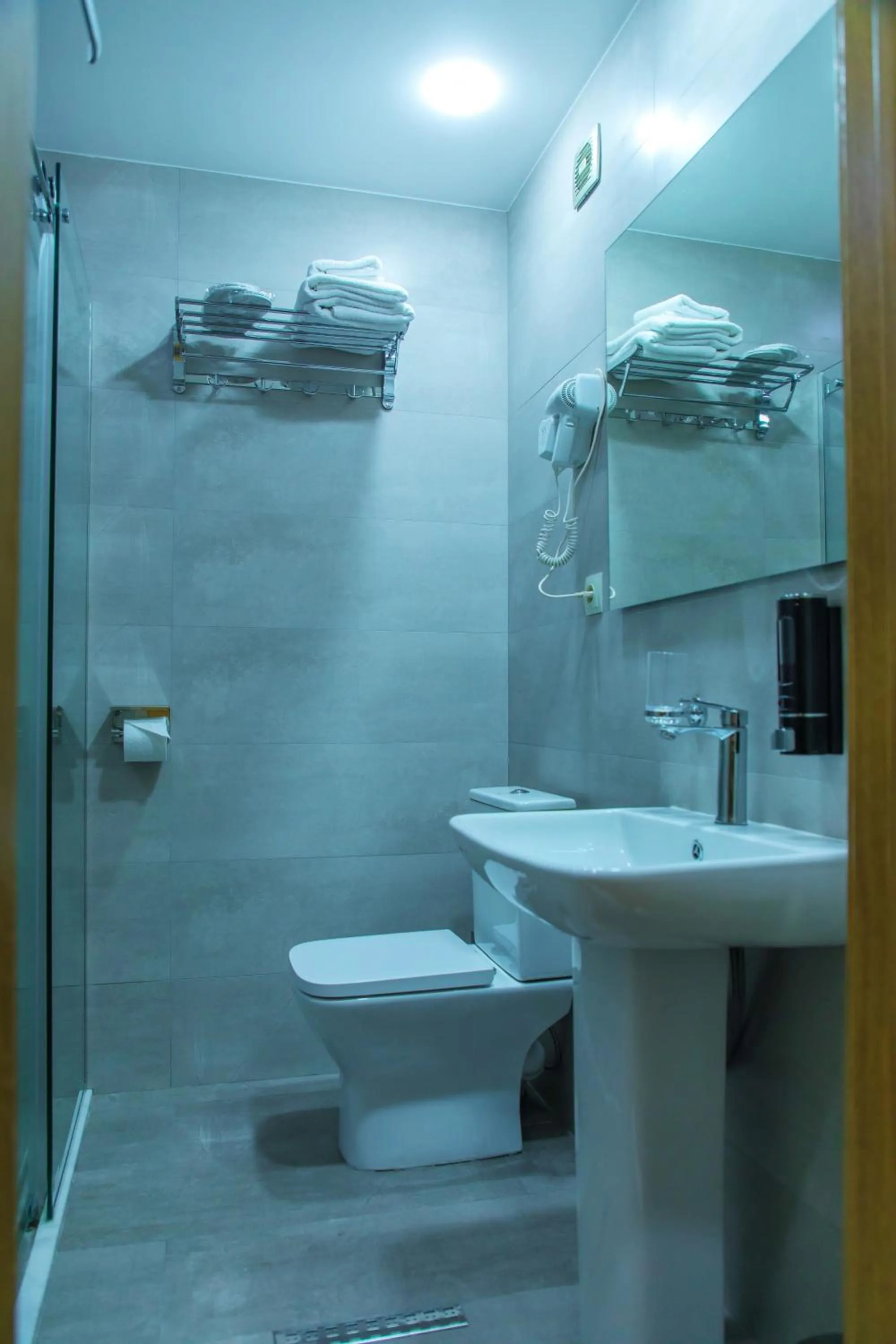 Bathroom in Irmeni Hotel