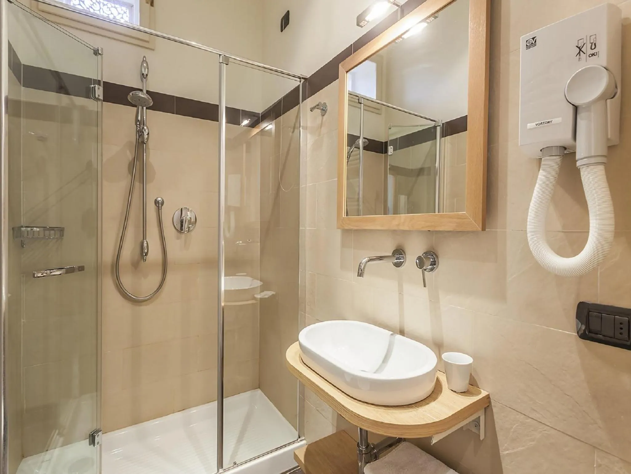 Bathroom in Hotel Astro Mediceo