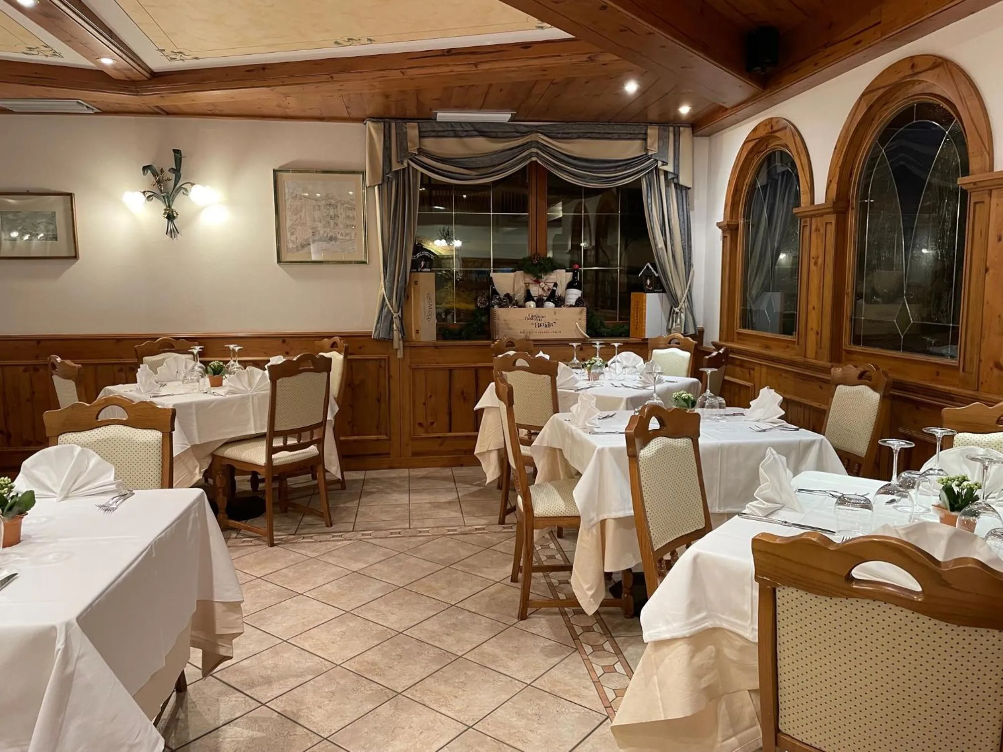 Restaurant/places to eat in Hotel Villa Aurora