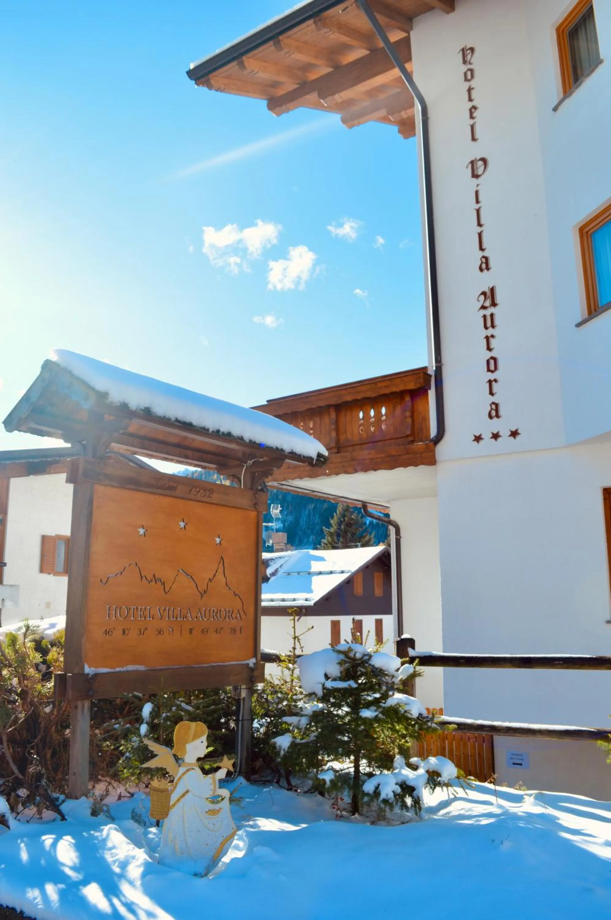 Property building in Hotel Villa Aurora