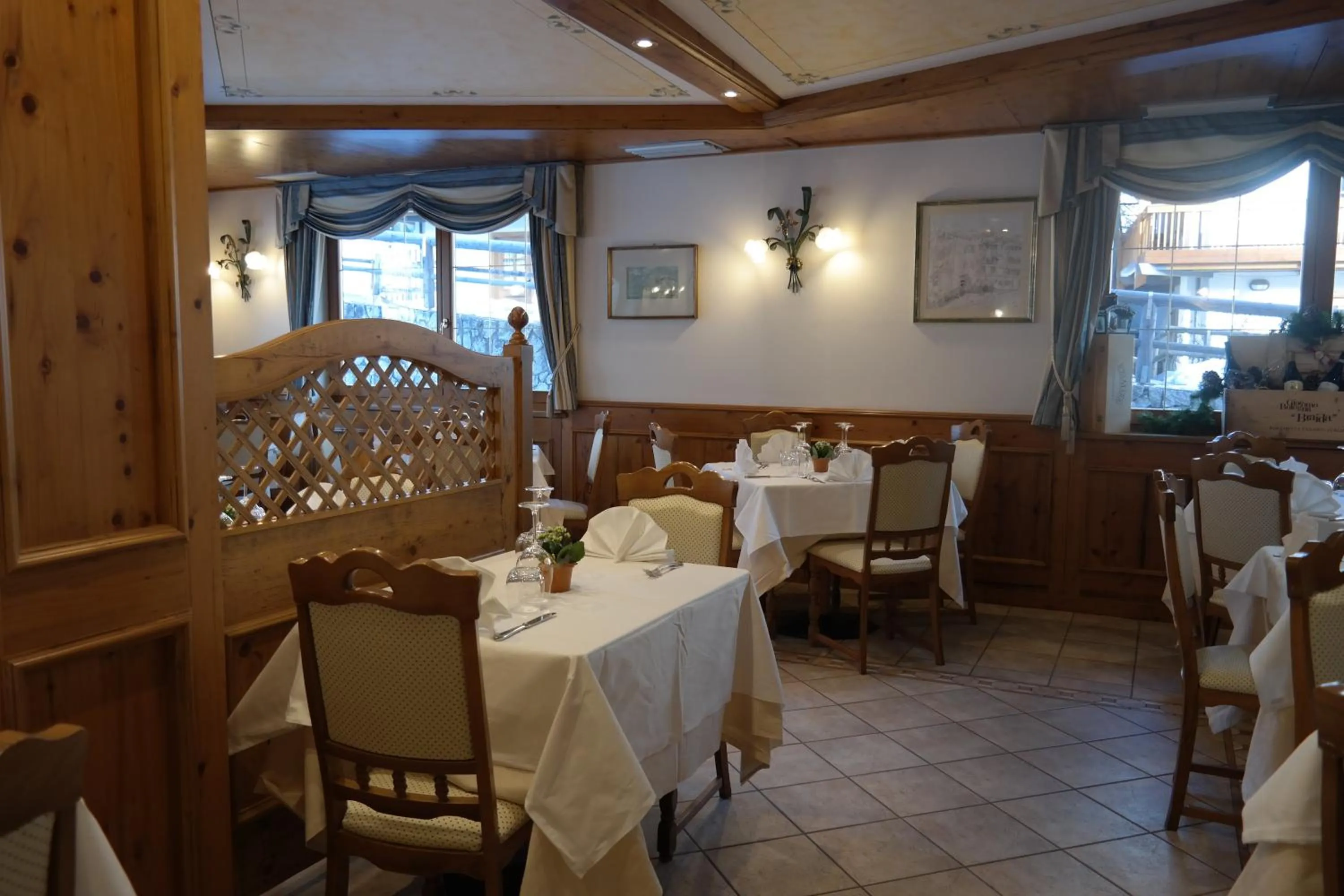 Restaurant/places to eat in Hotel Villa Aurora