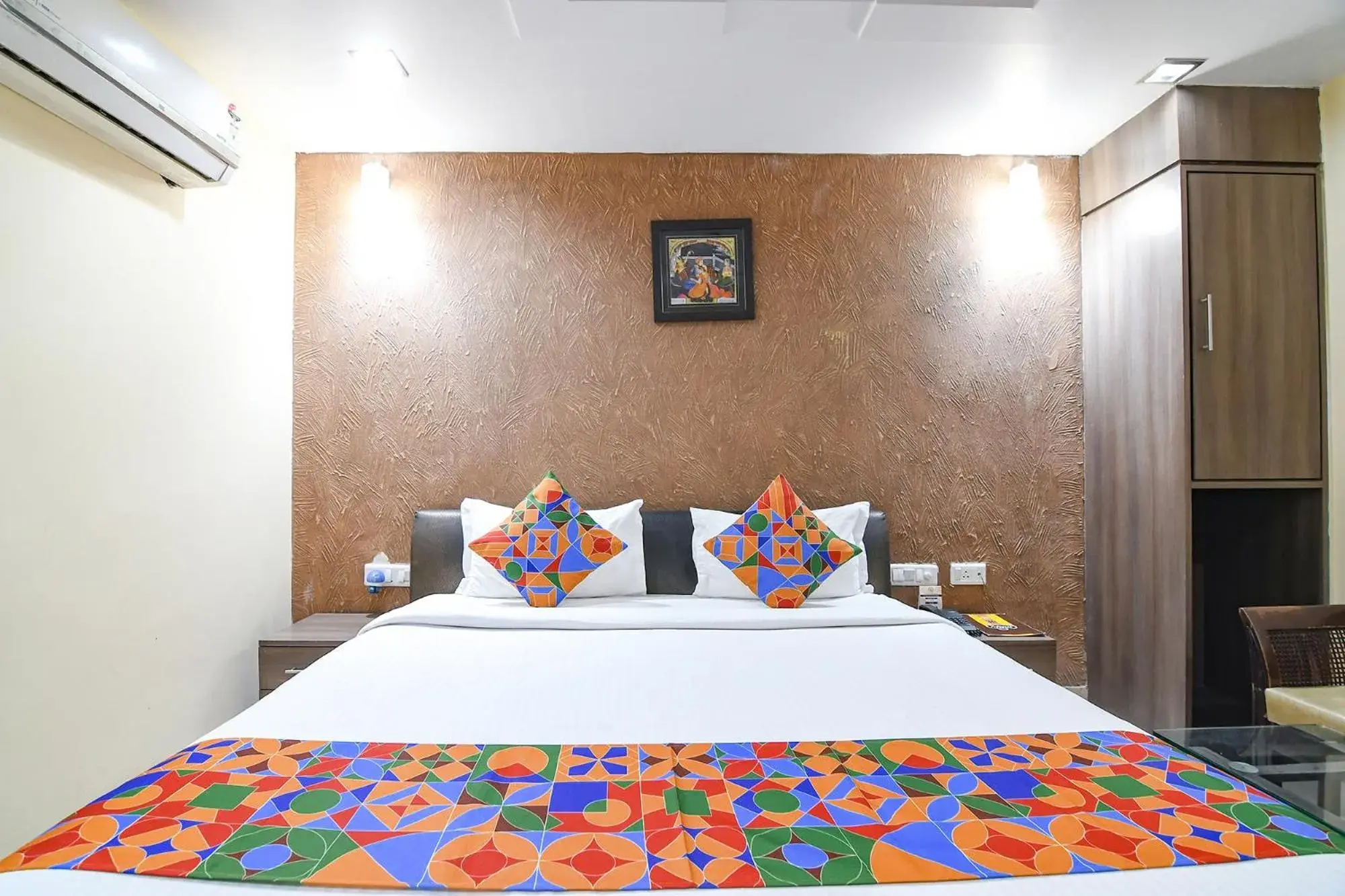 Bed in FabHotel Raj Residency II Bed in FabHotel Raj Residency II