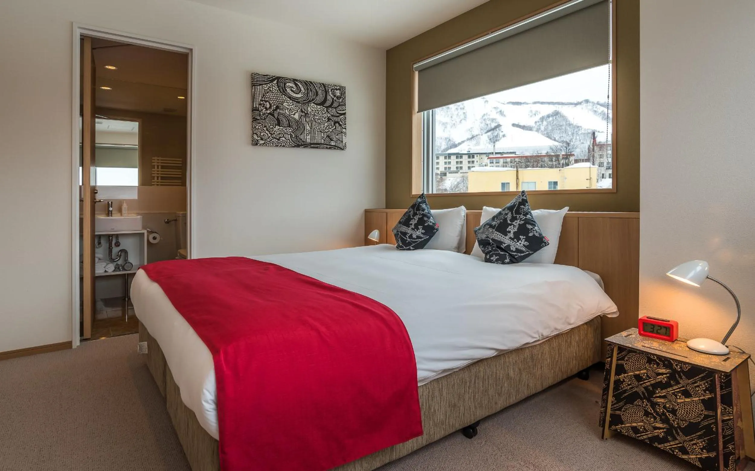 Bathroom, Bed in Snow Crystal