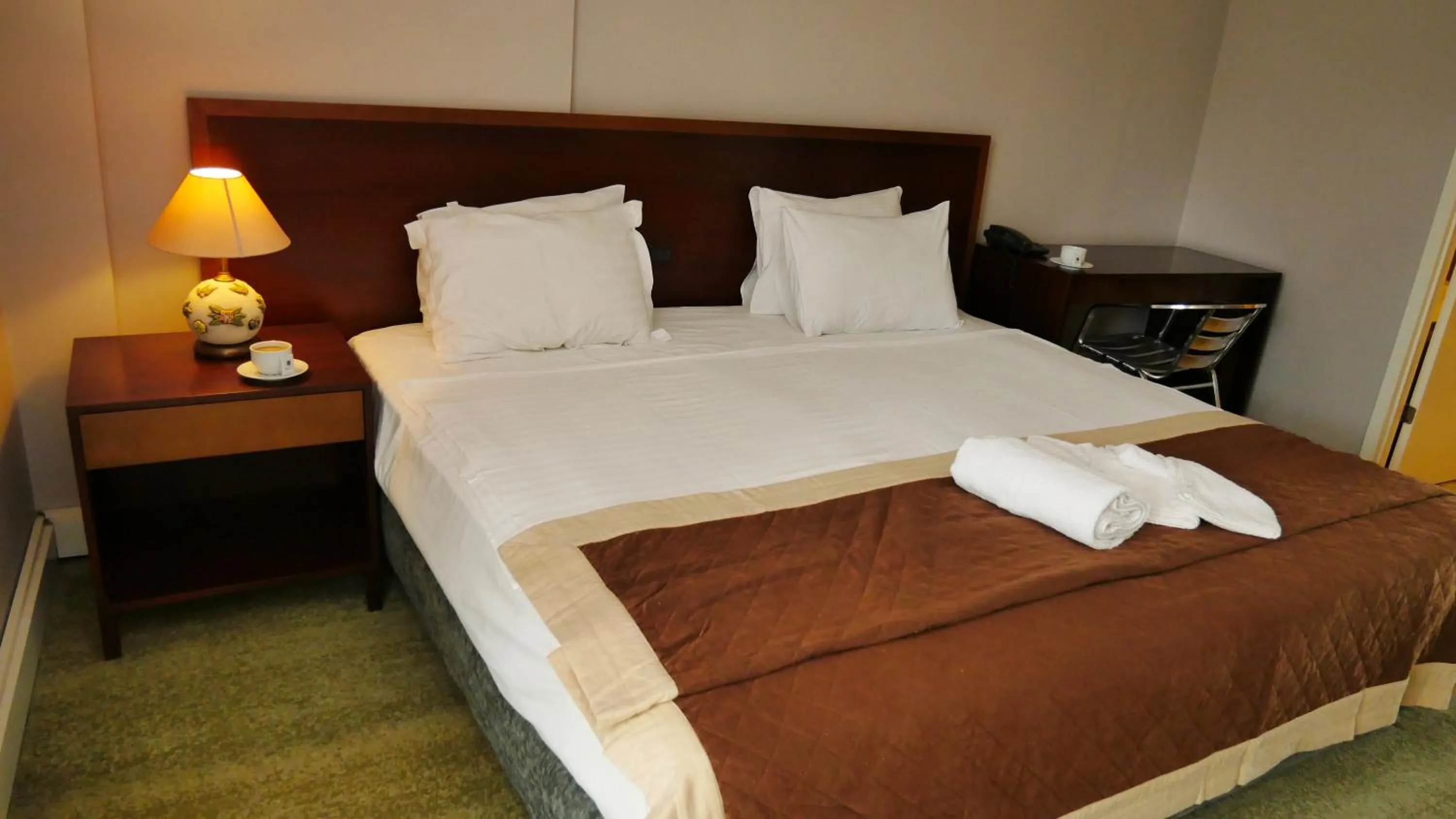 Bedroom, Bed in TALEN OTEL