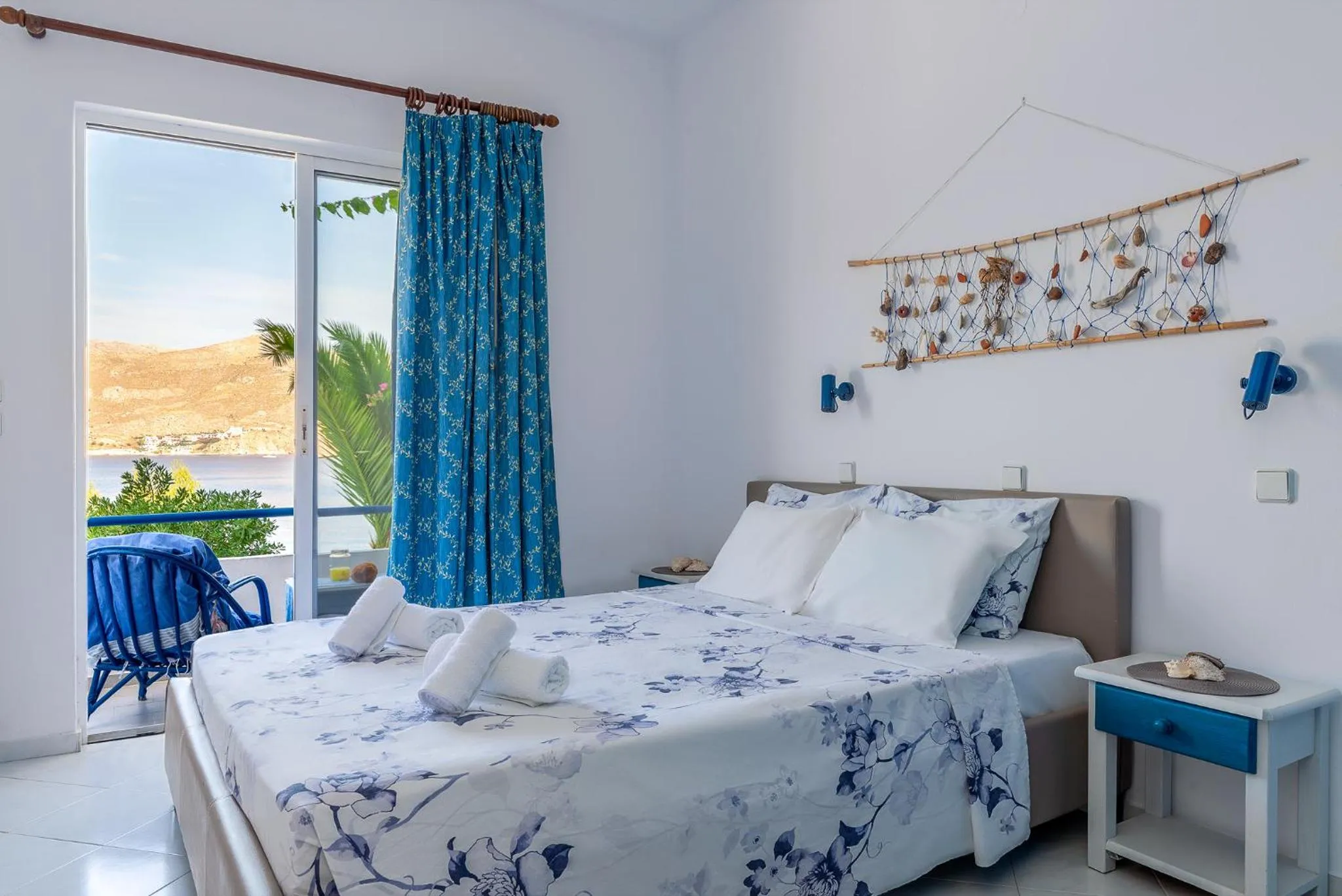Bed in Antoniadi Rooms