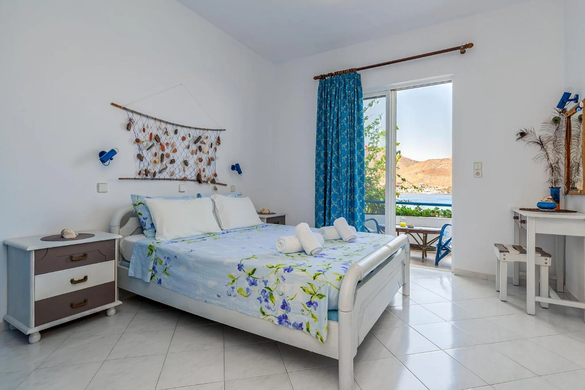 Bed in Antoniadi Rooms