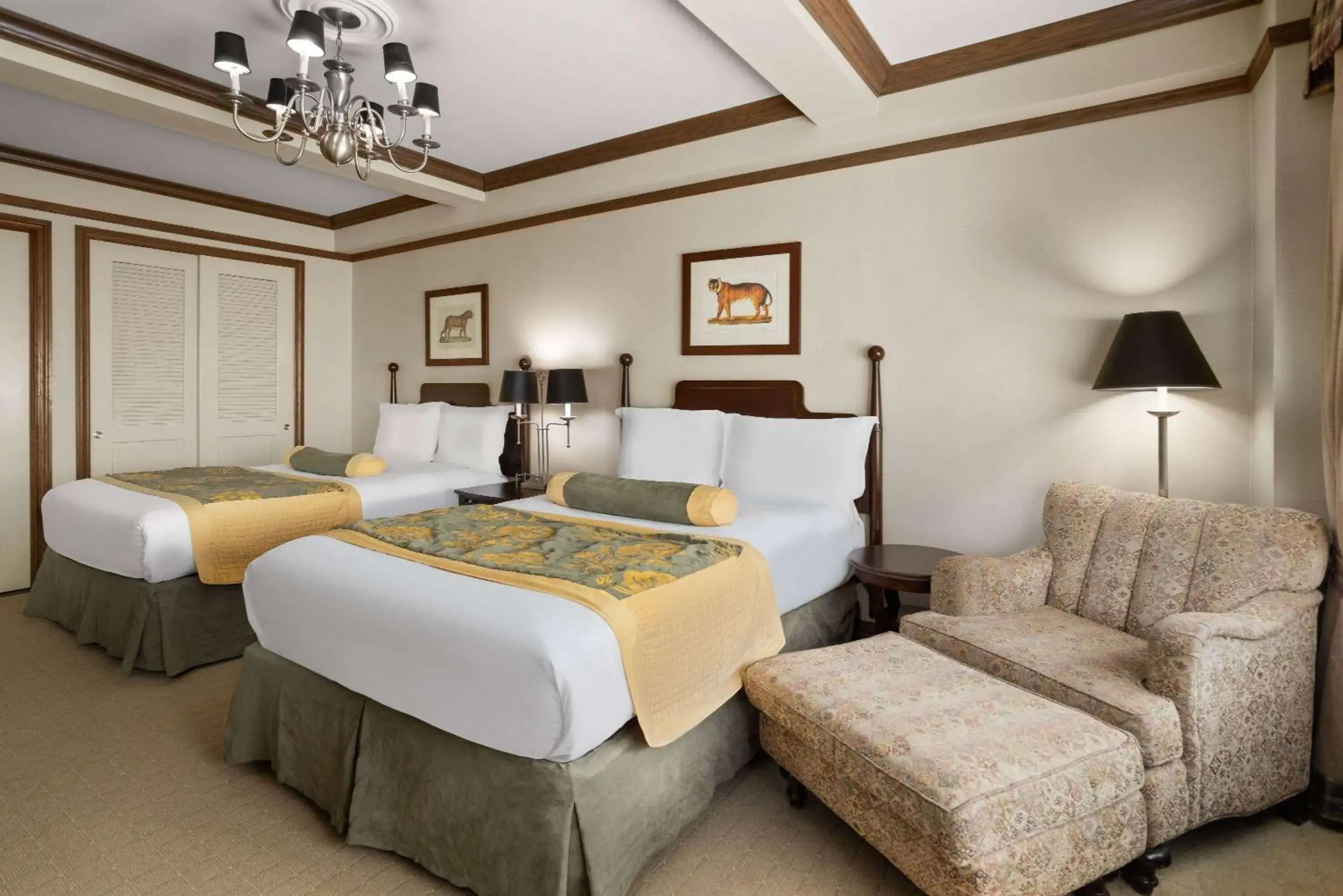 Bed in The Blakely by LuxUrban Bed in The Blakely by LuxUrban