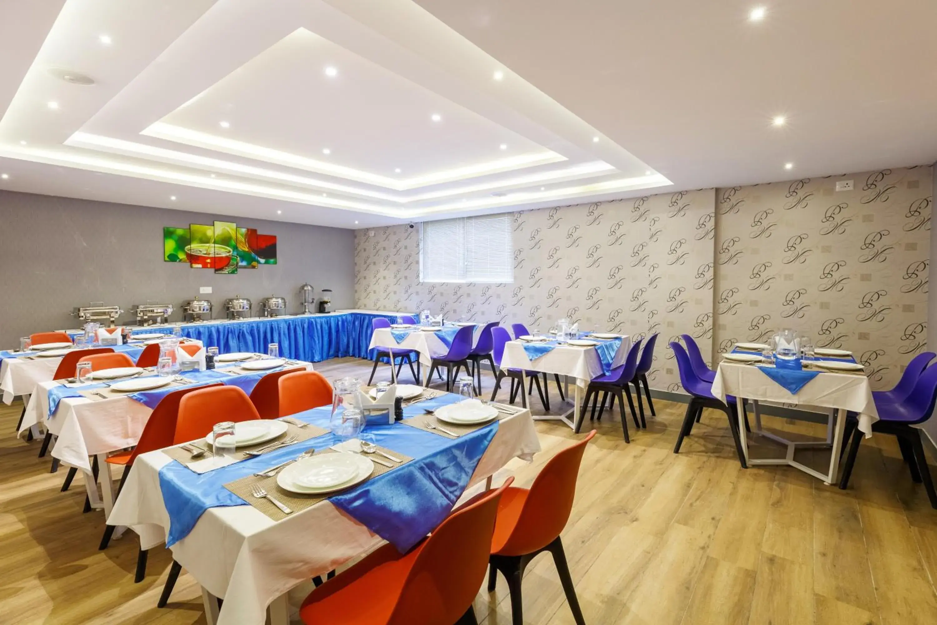 Restaurant/places to eat in Royal Ace Boutique Hotel Restaurant/places to eat in Royal Ace Boutique Hotel