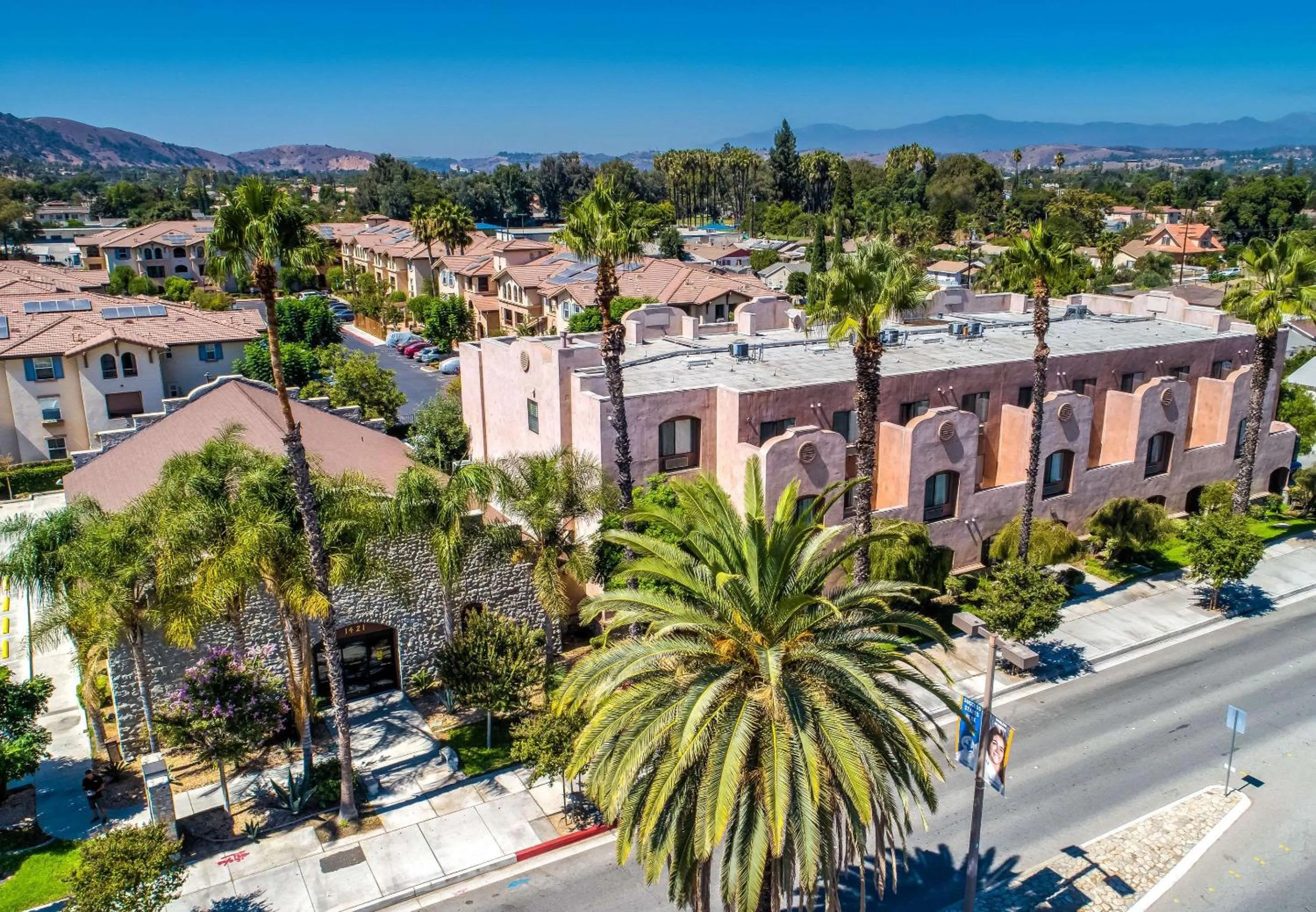 Property building in Comfort Inn Pomona near Fairplex