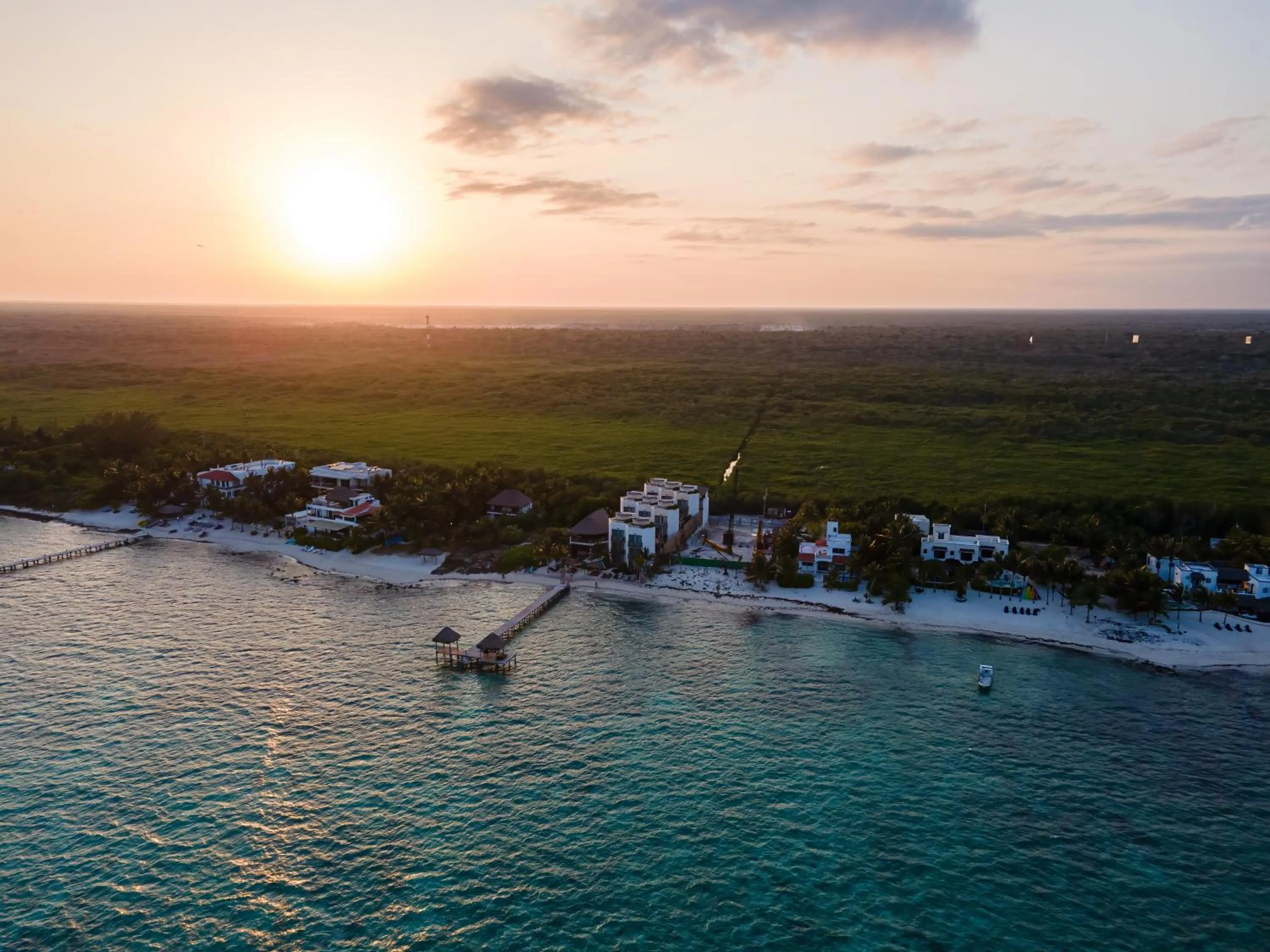 Beach in Nerea Tulum