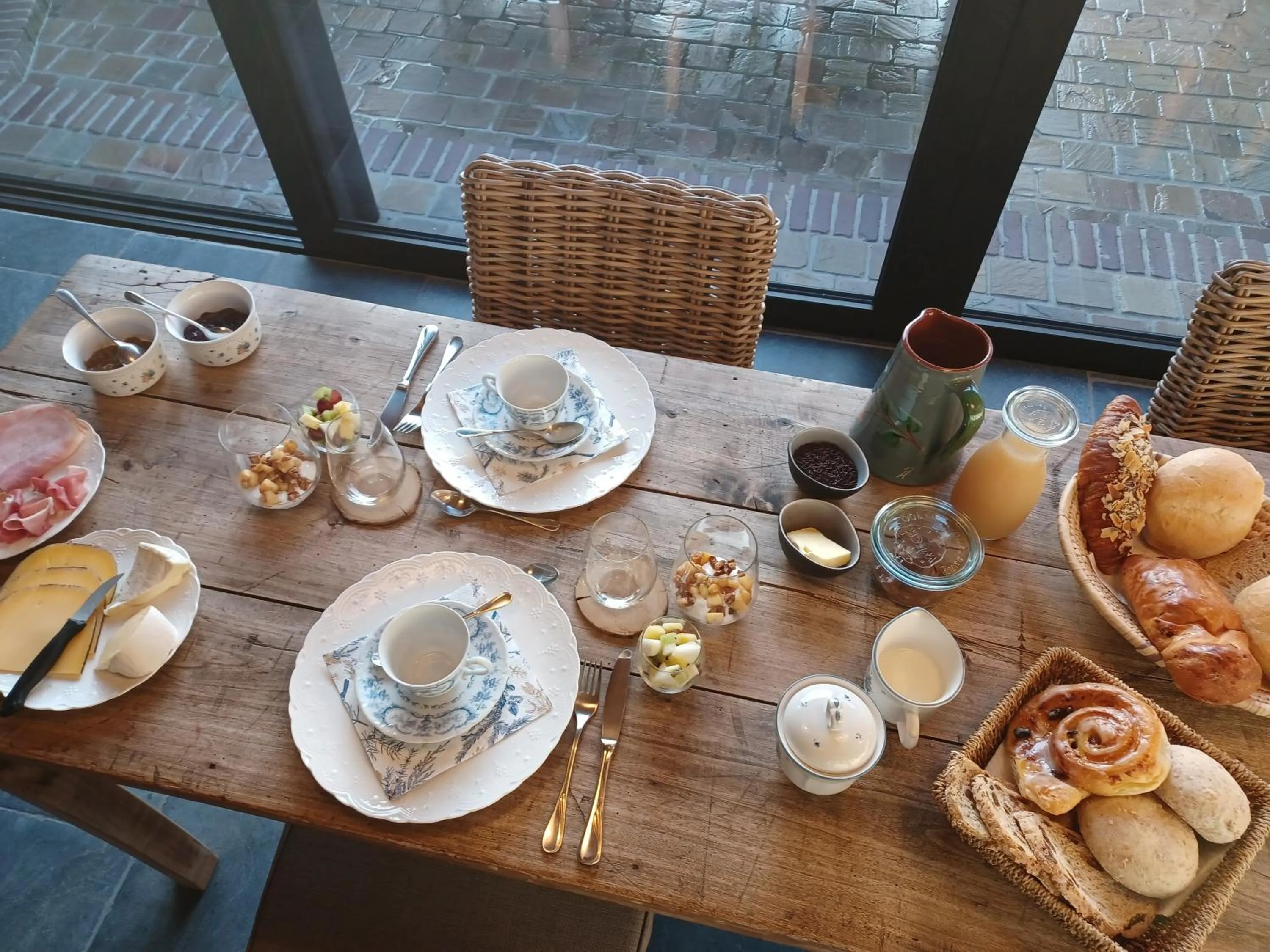 Breakfast in Gastenkamer Klein Geluk