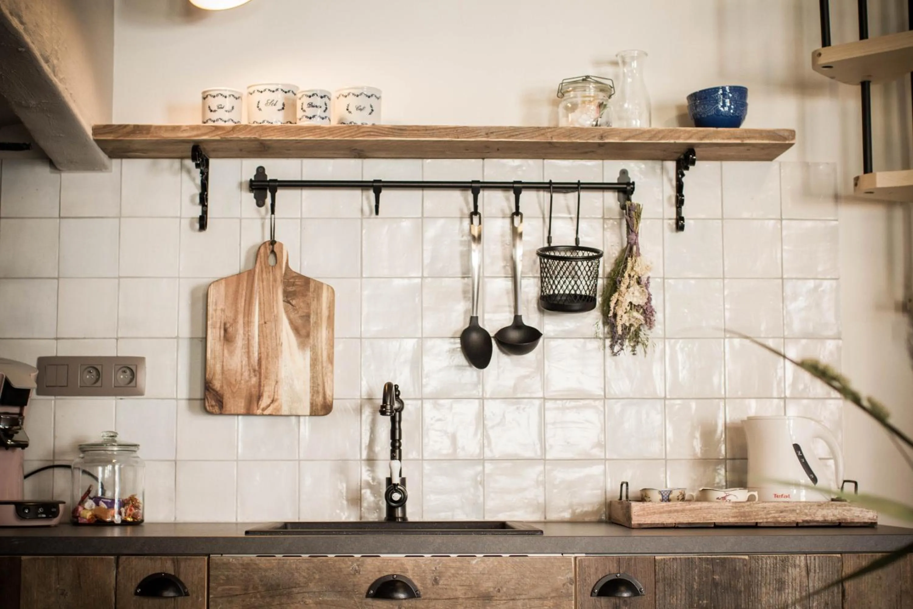 Kitchen or kitchenette in Gastenkamer Klein Geluk
