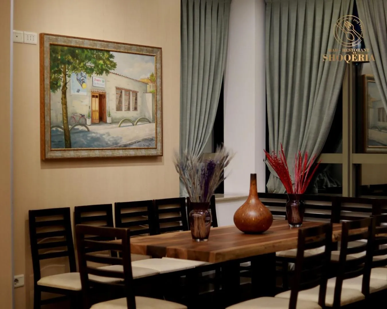 Restaurant/places to eat in Hotel Villa Fernando Tirana