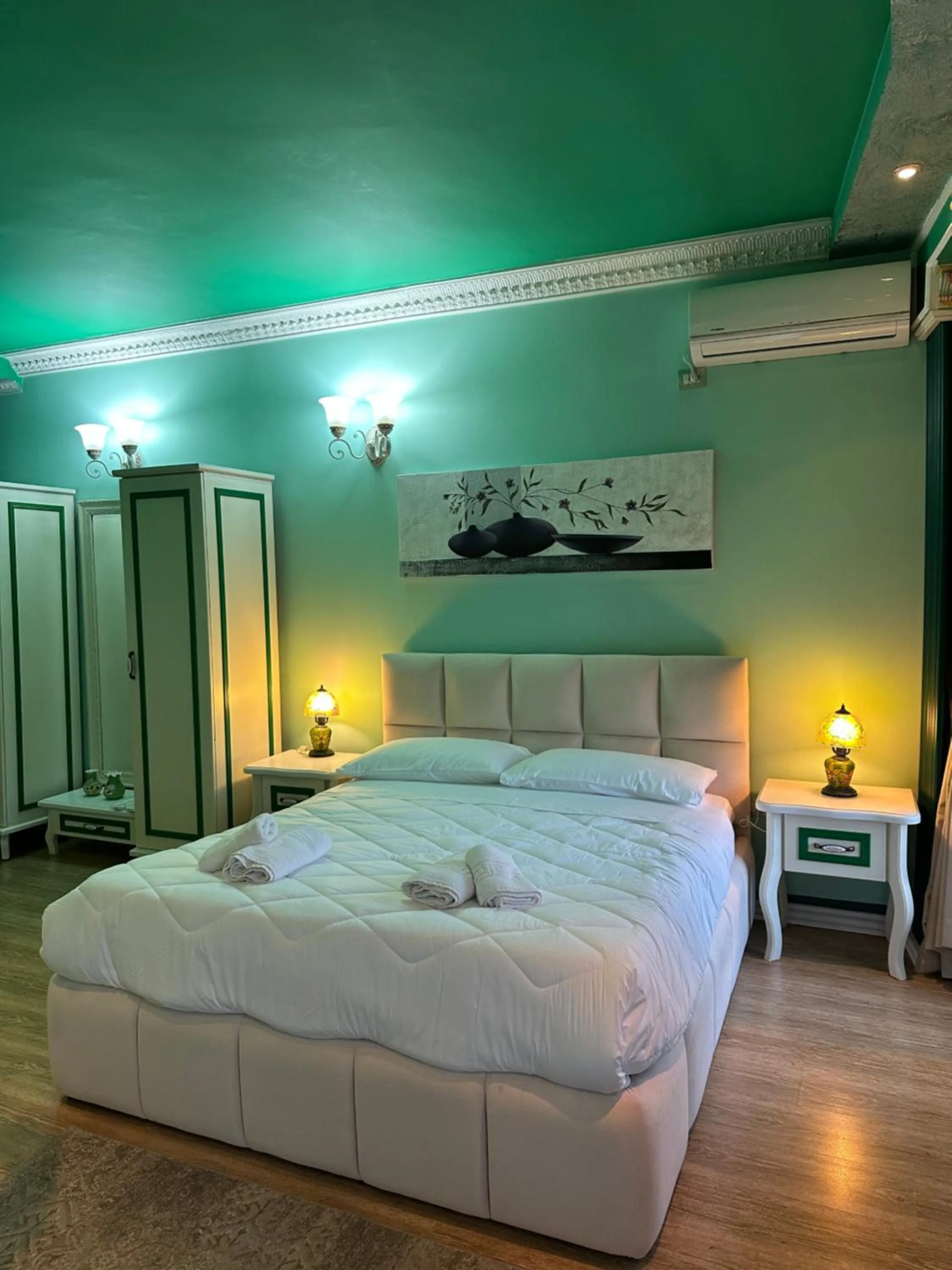 Bed in Hotel Boutique Vila Fernando Tirana