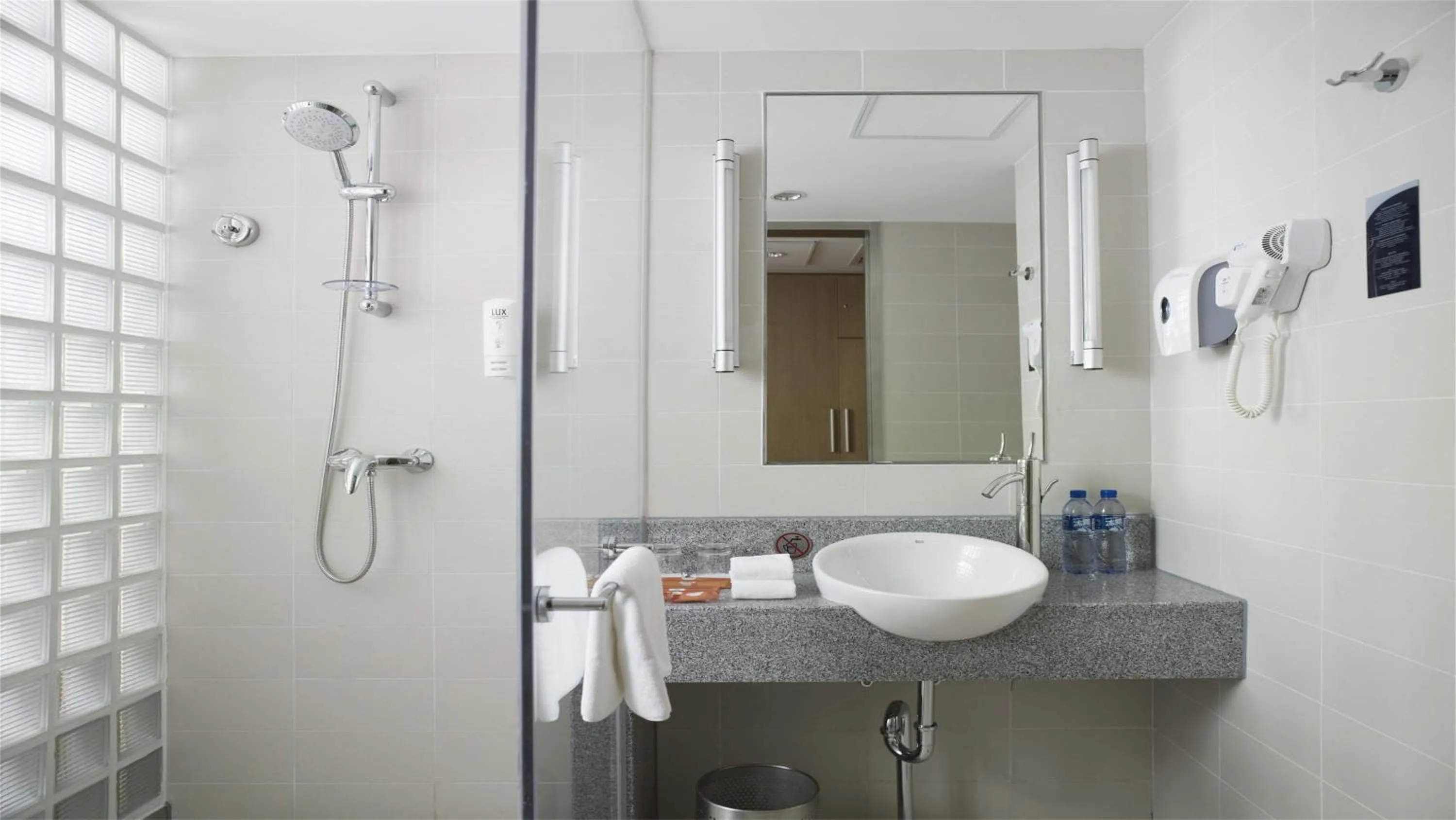 Bathroom in Holiday Inn Express Beijing Temple of Heaven by IHG