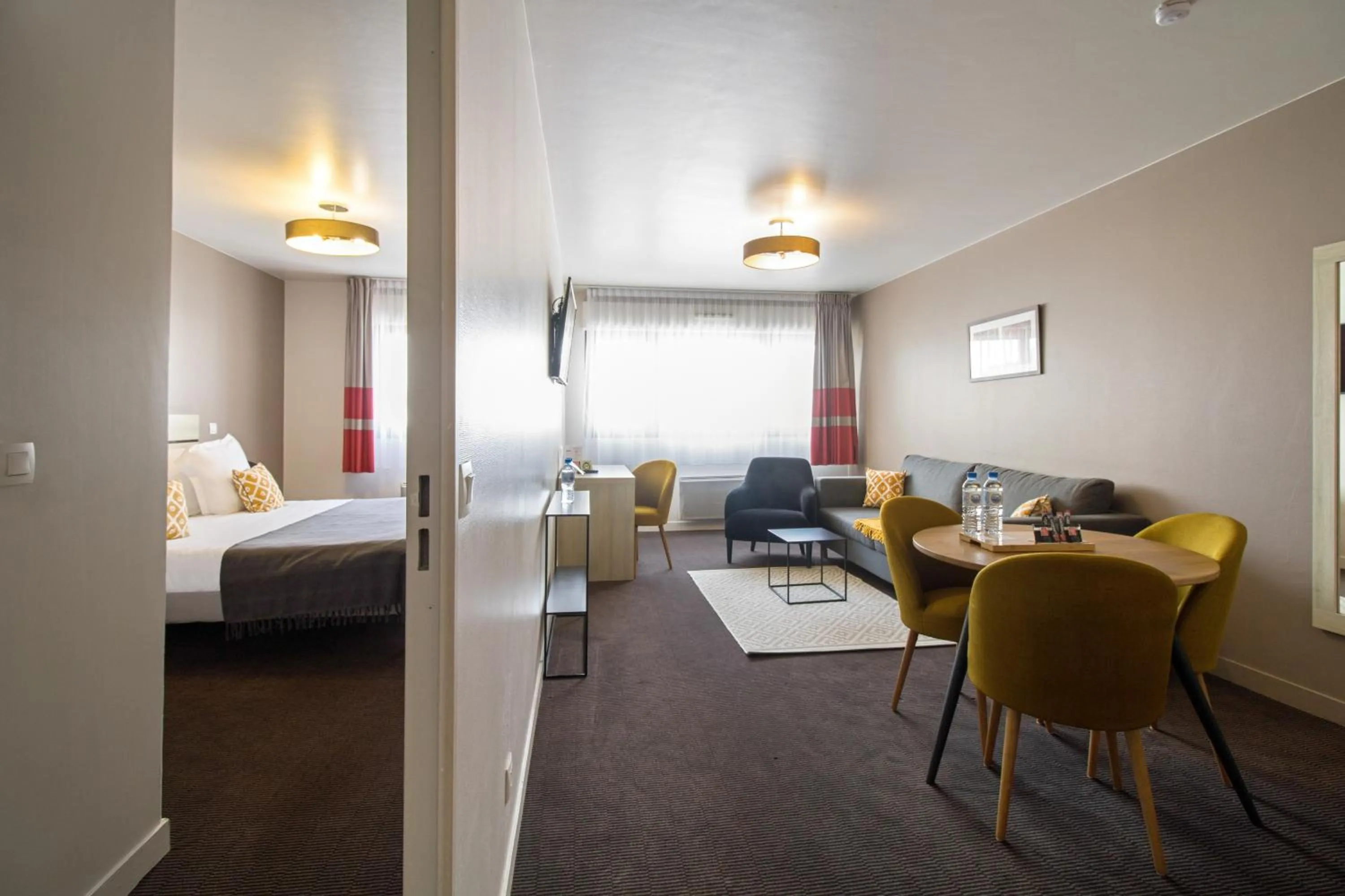 Seating area, Bed in Appart’City Confort Paris Villejuif