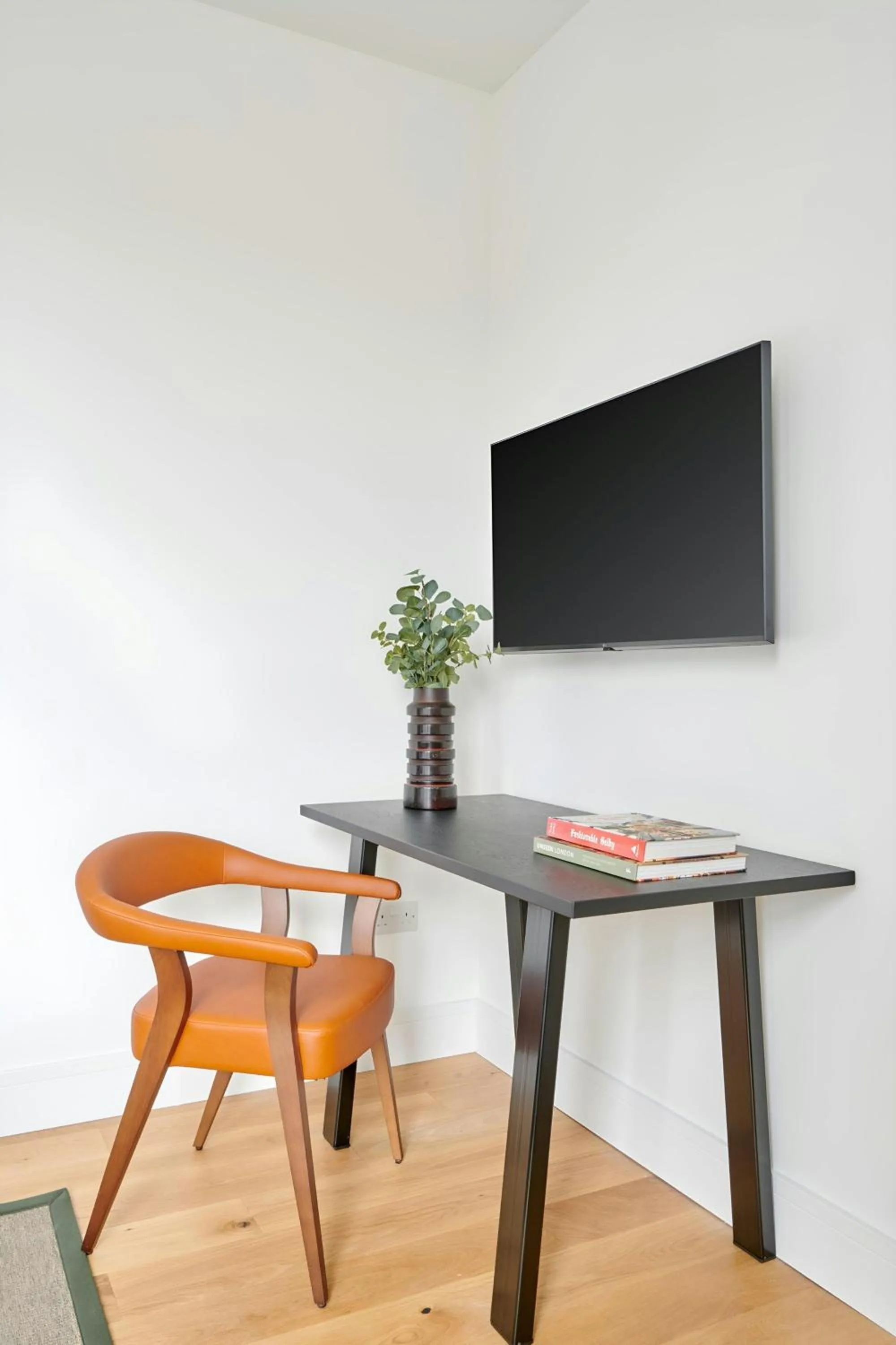 Bedroom in The Prince Hotel Vauxhall, Sonder by Marriott Bonvoy