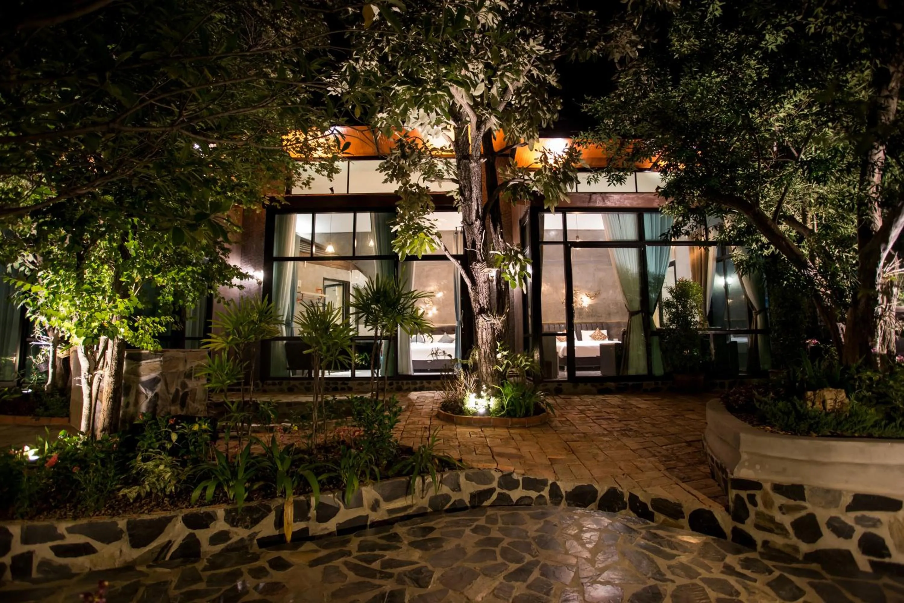 Night in Foresto Sukhothai Guesthome