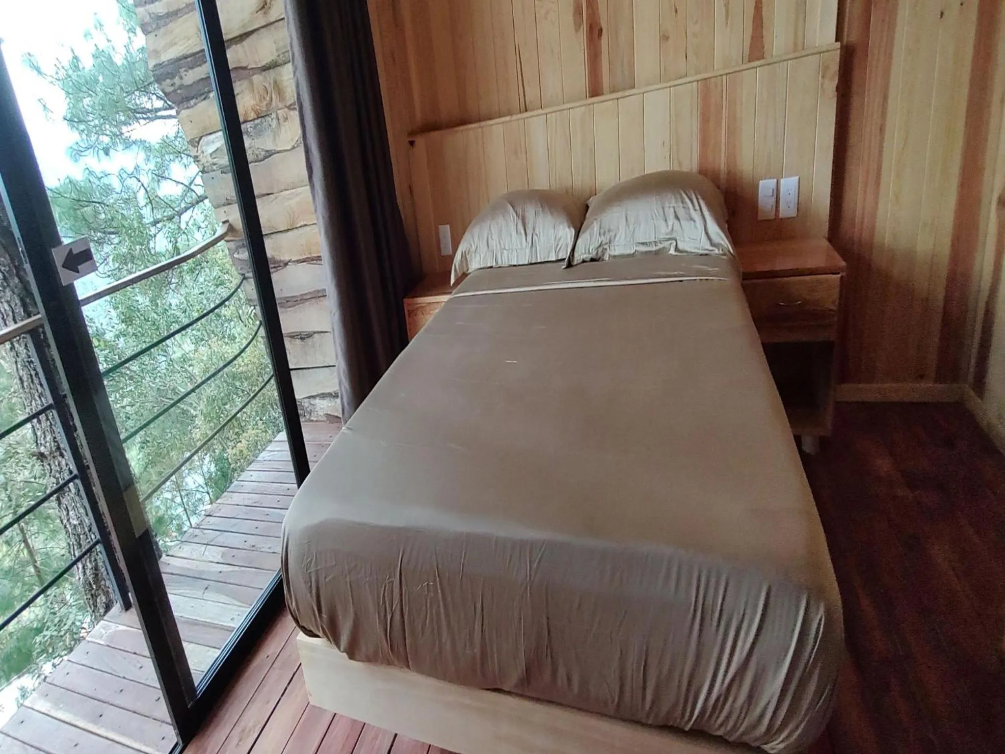 Alto de la Sierra by Rotamundos