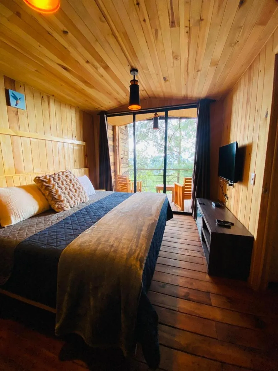 Alto de la Sierra by Rotamundos