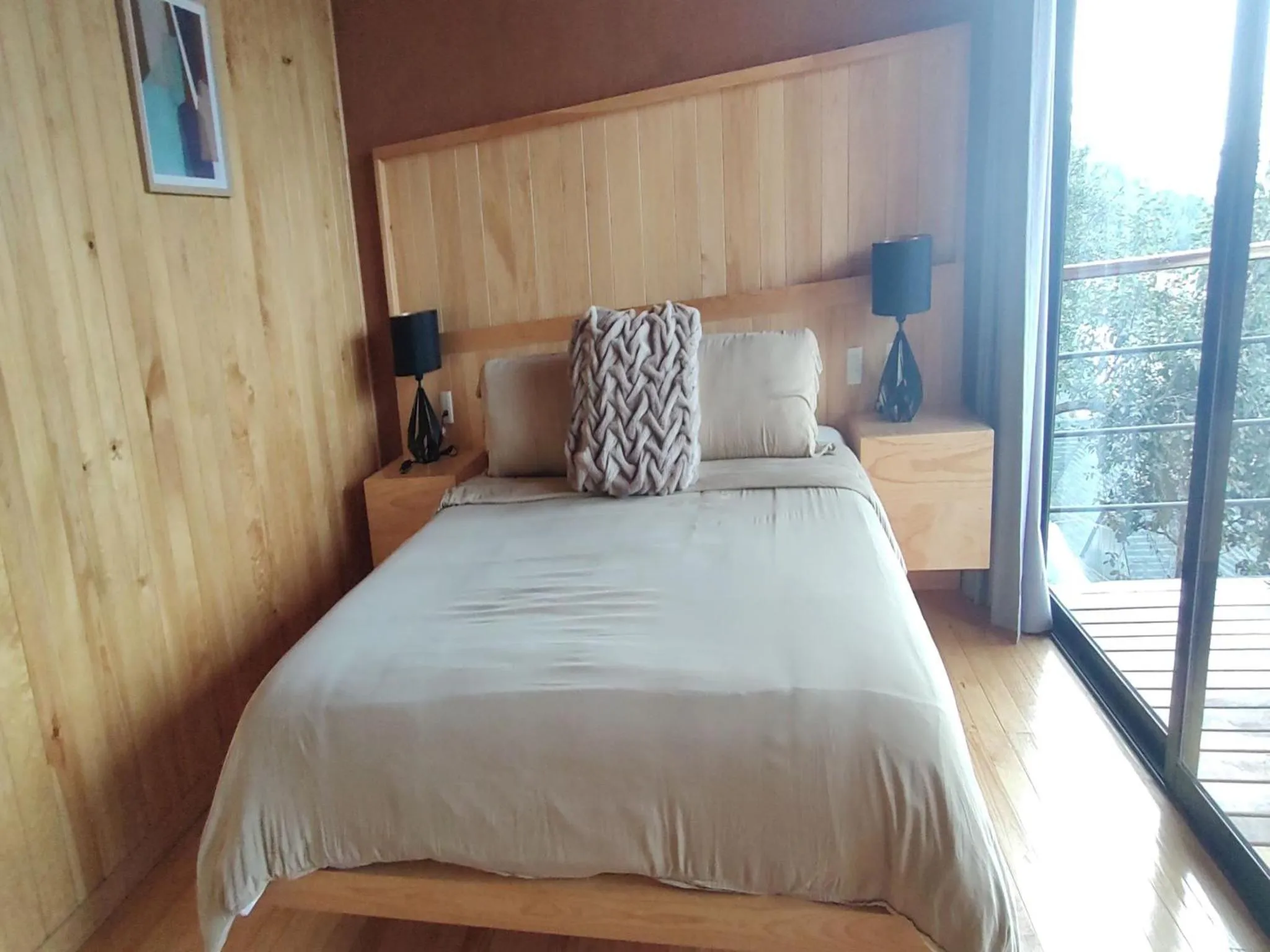 Alto de la Sierra by Rotamundos