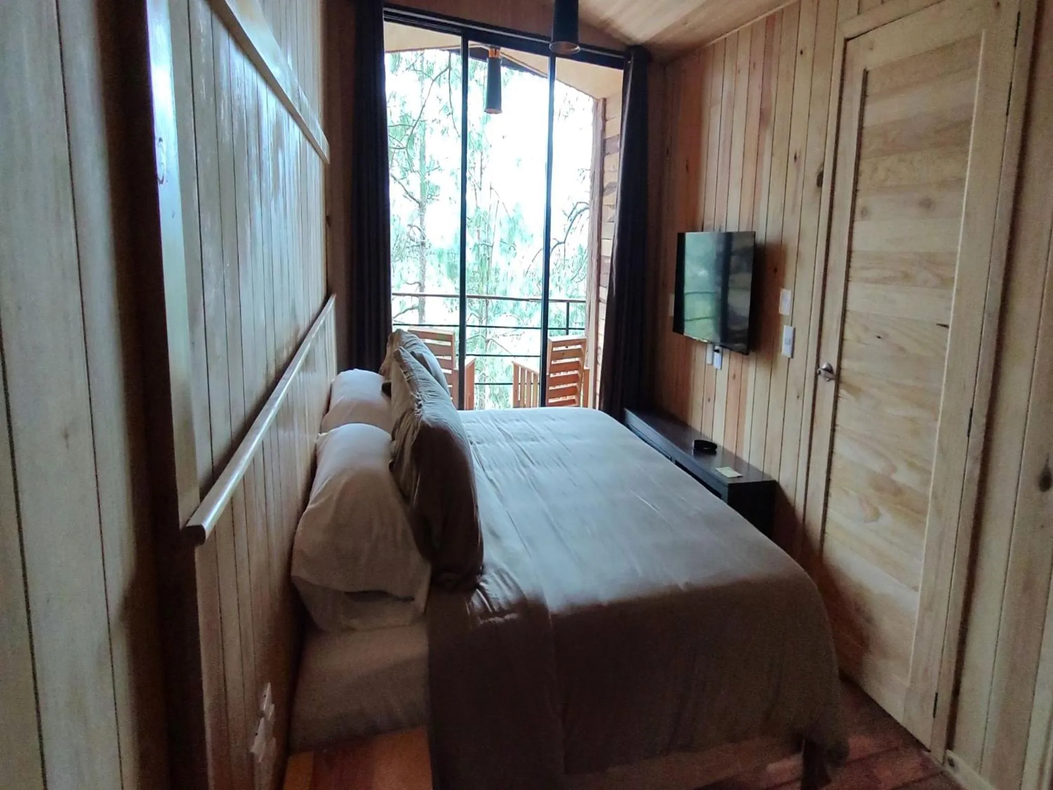 Alto de la Sierra by Rotamundos