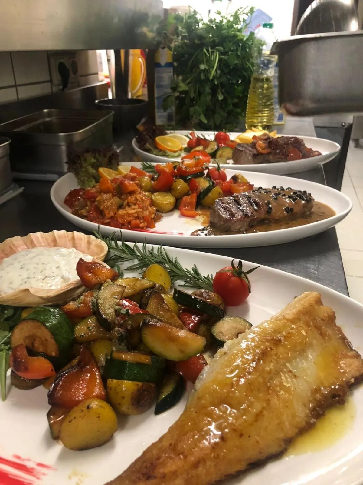 Restaurant/places to eat in Hotel am Rathaus Adii