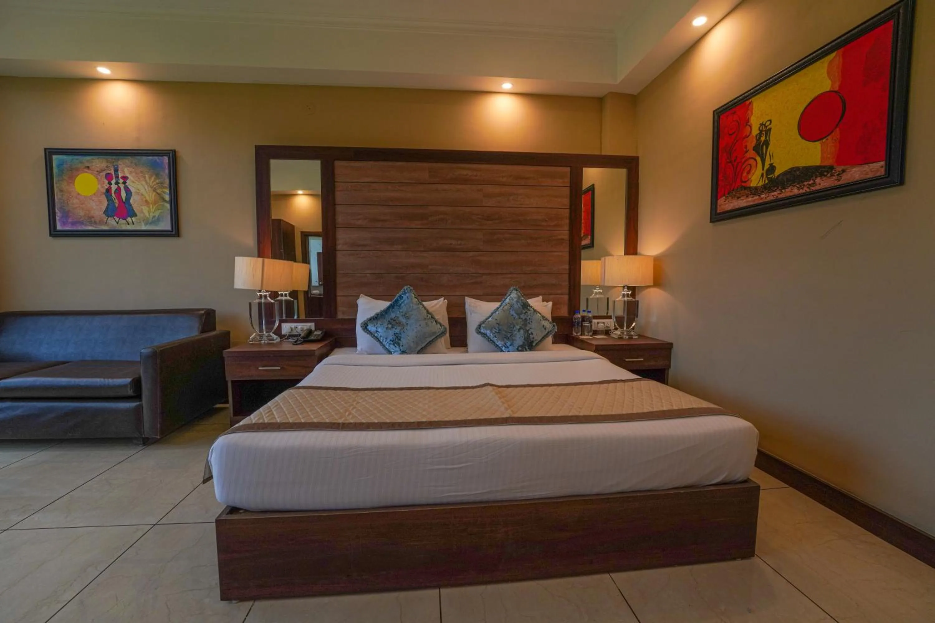 Bedroom, Bed in Neugal Riverfront Resort