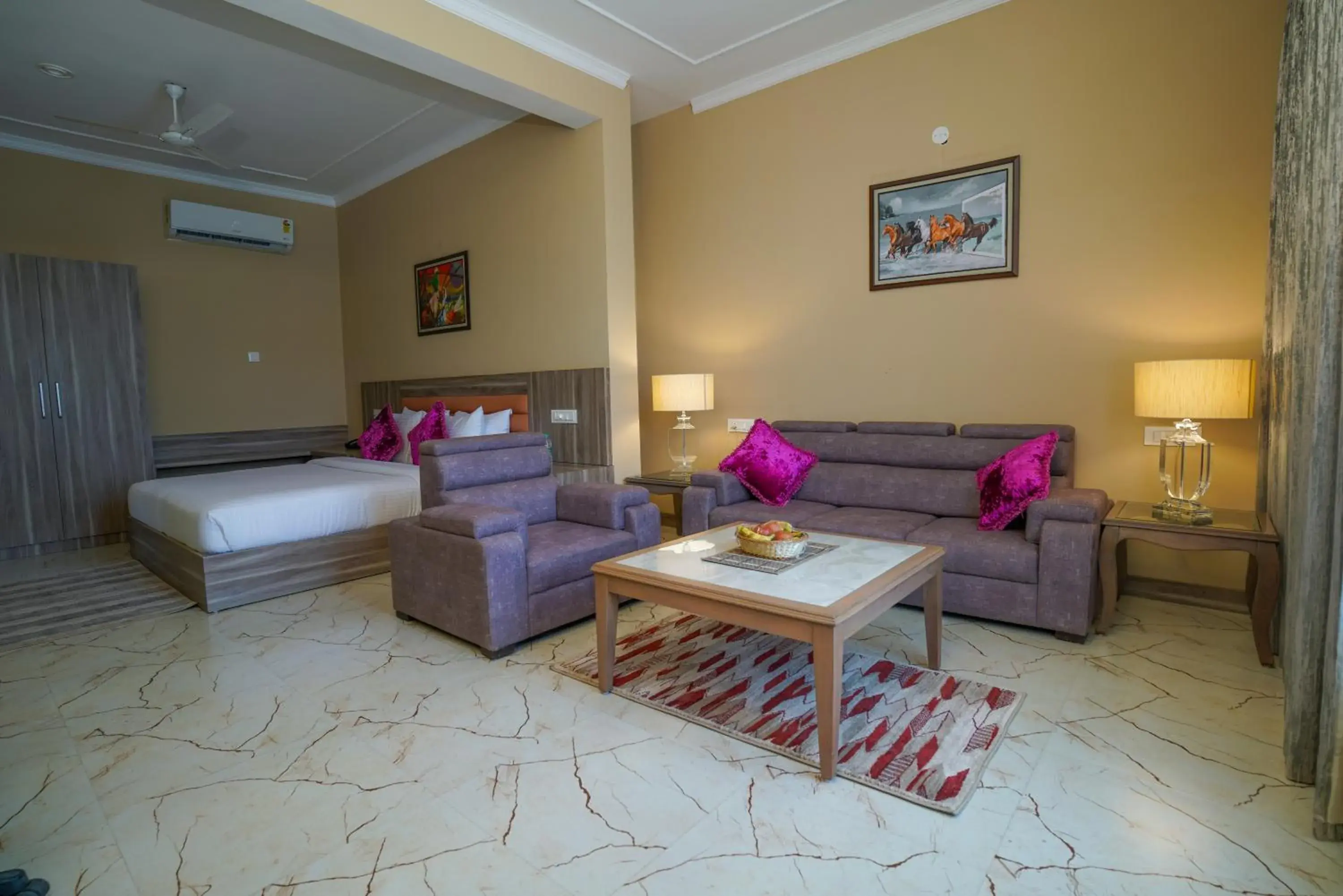 Living room, Bed in Neugal Riverfront Resort Living room, Bed in Neugal Riverfront Resort